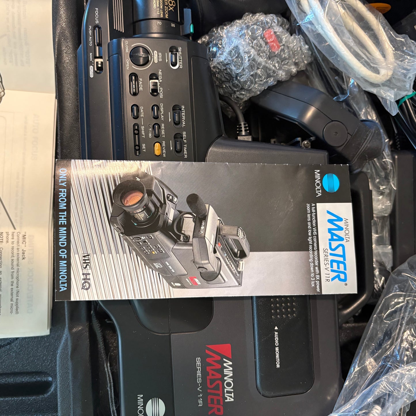 Minolta Master Series-V1R VHS Camcorder with Case, Manual - Tested, Clean