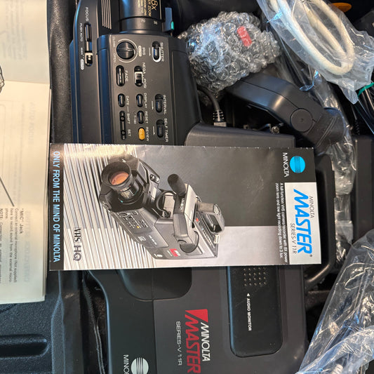Minolta Master Series-V1R VHS Camcorder with Case, Manual - Tested, Clean