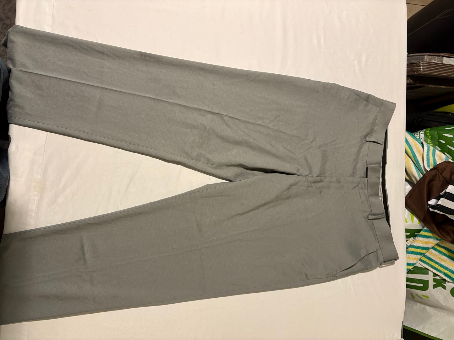 Stafford Portfolio Men’s Gray Dress Pants Size 36x32 Flat Front Classic Fit