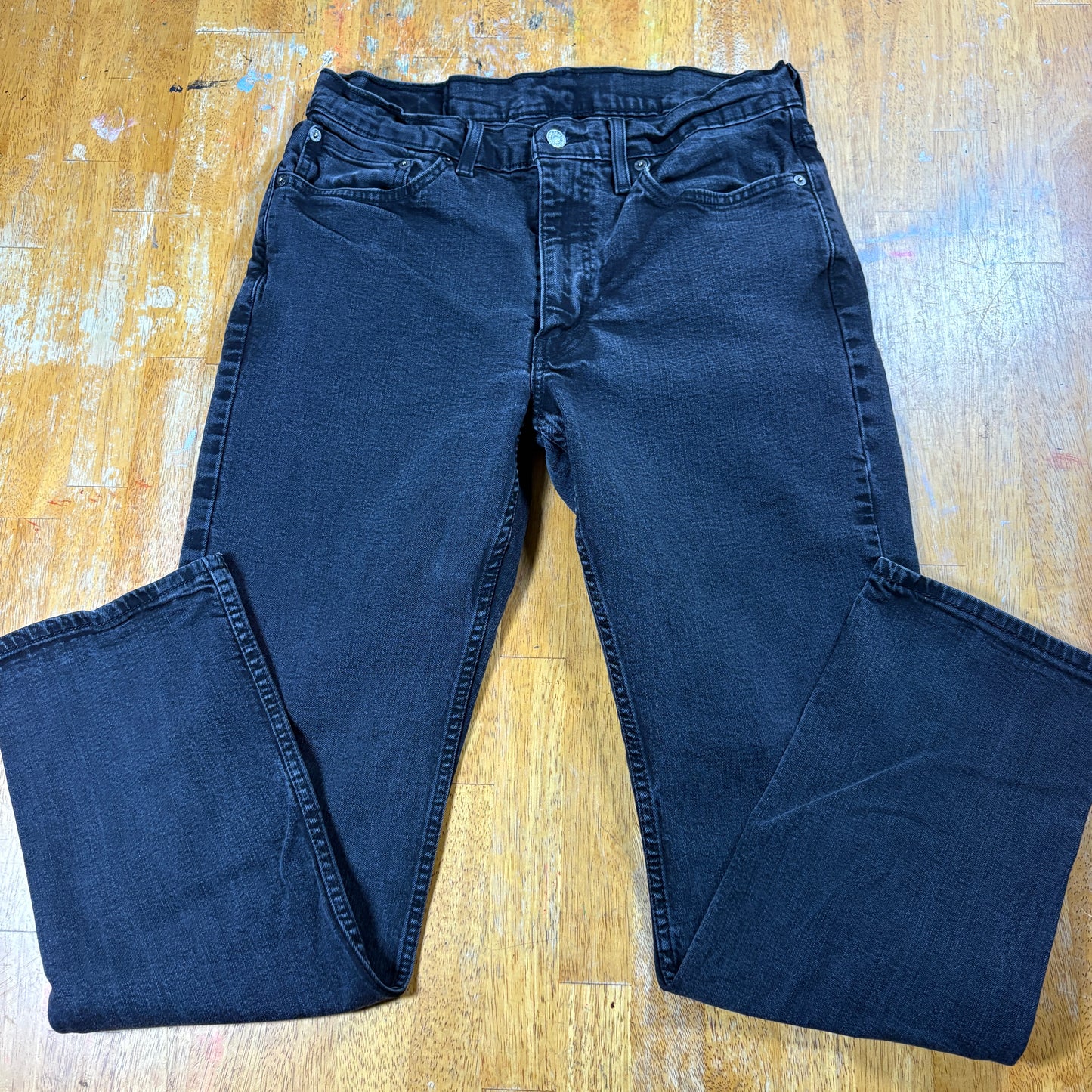Levis 514 Jeans Mens 35x32 Black Straight Fit Vintage Streetwear Denim OG Style!
