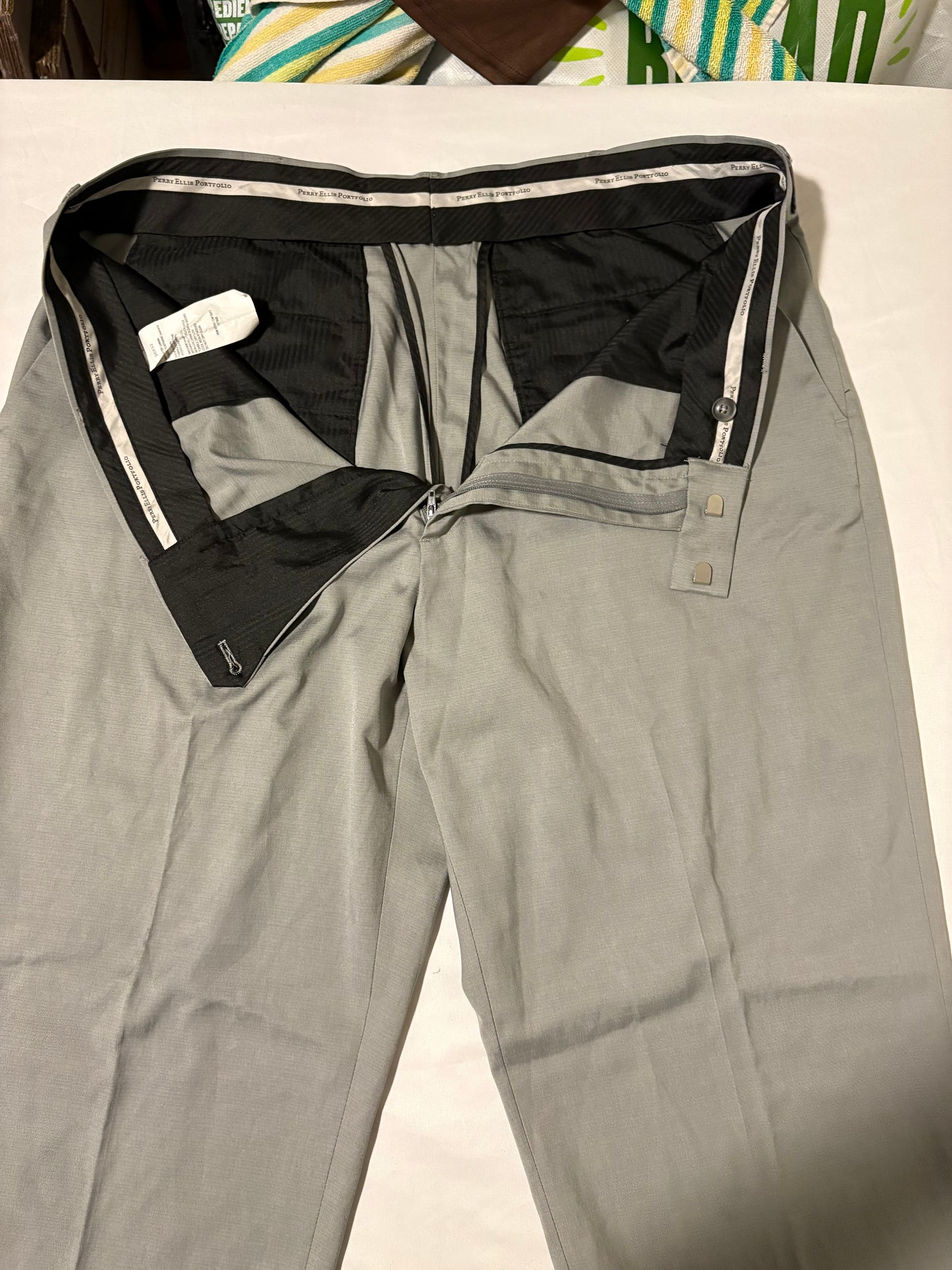 Stafford Portfolio Men’s Gray Dress Pants Size 36x32 Flat Front Classic Fit