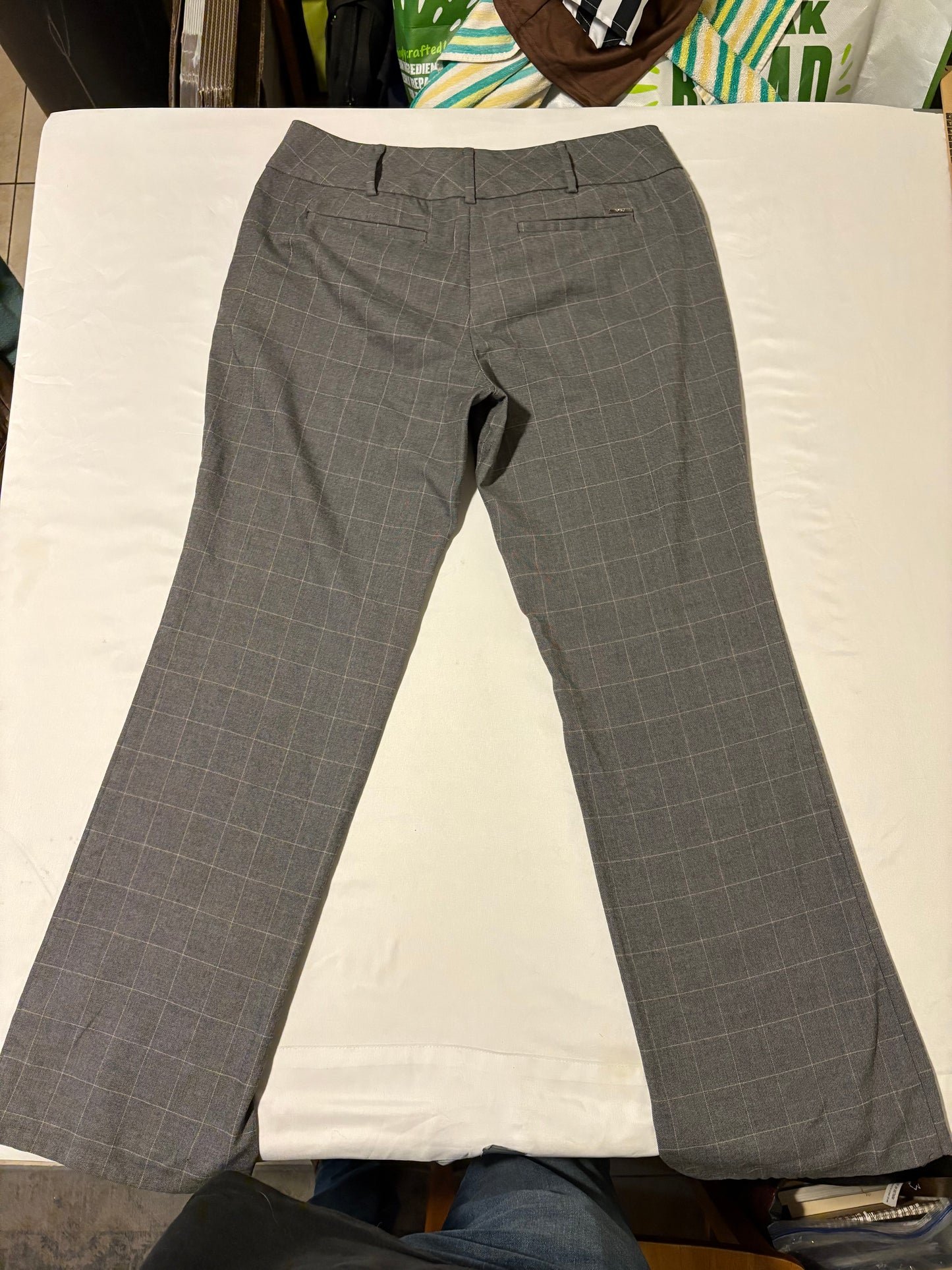 NY&C 7th Avenue Women’s Gray Plaid Dress Pants Size 4 Career Business Slacks