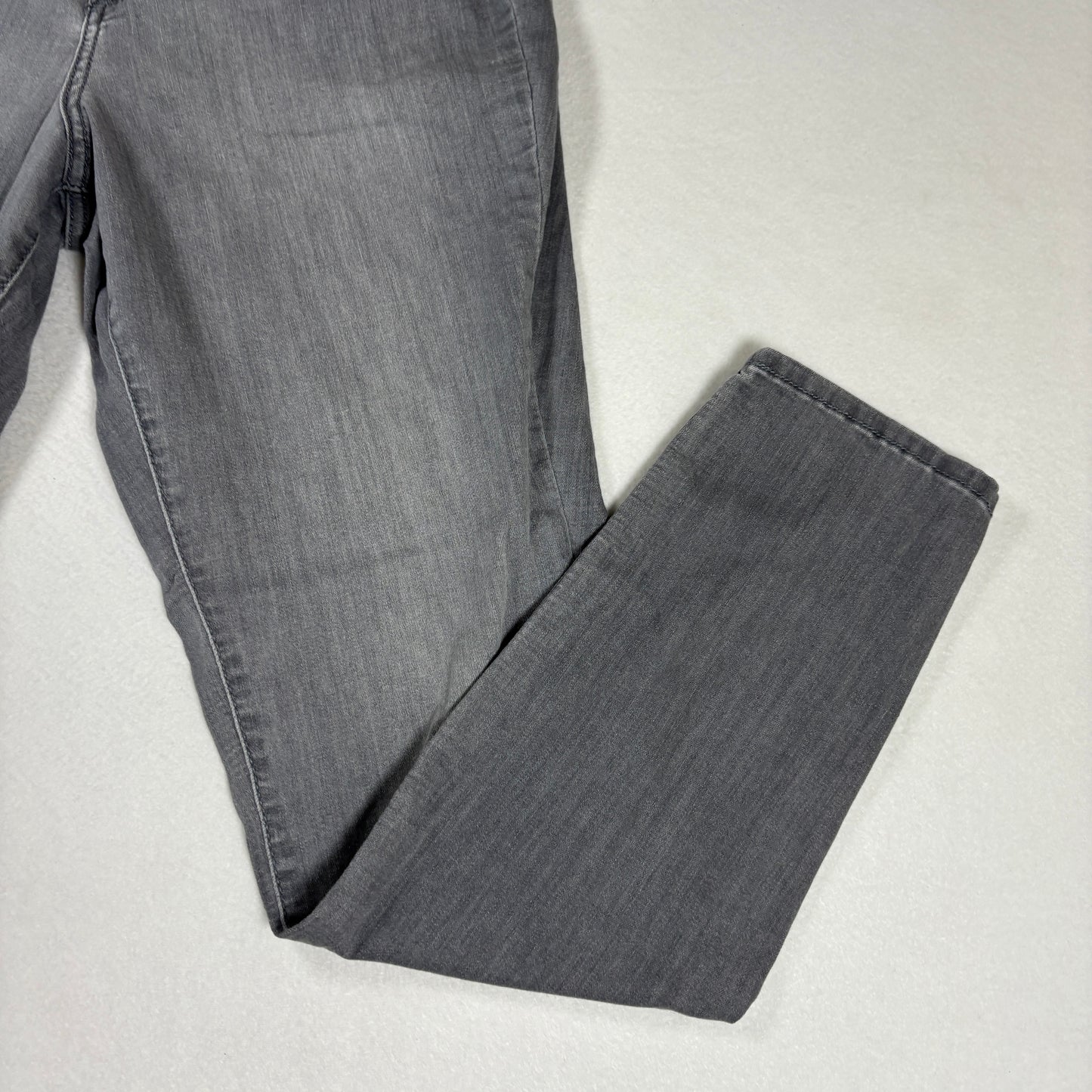 Universal Thread Womens Jeans Sz 10/30R Gray Denim High Rise Straight Y2K