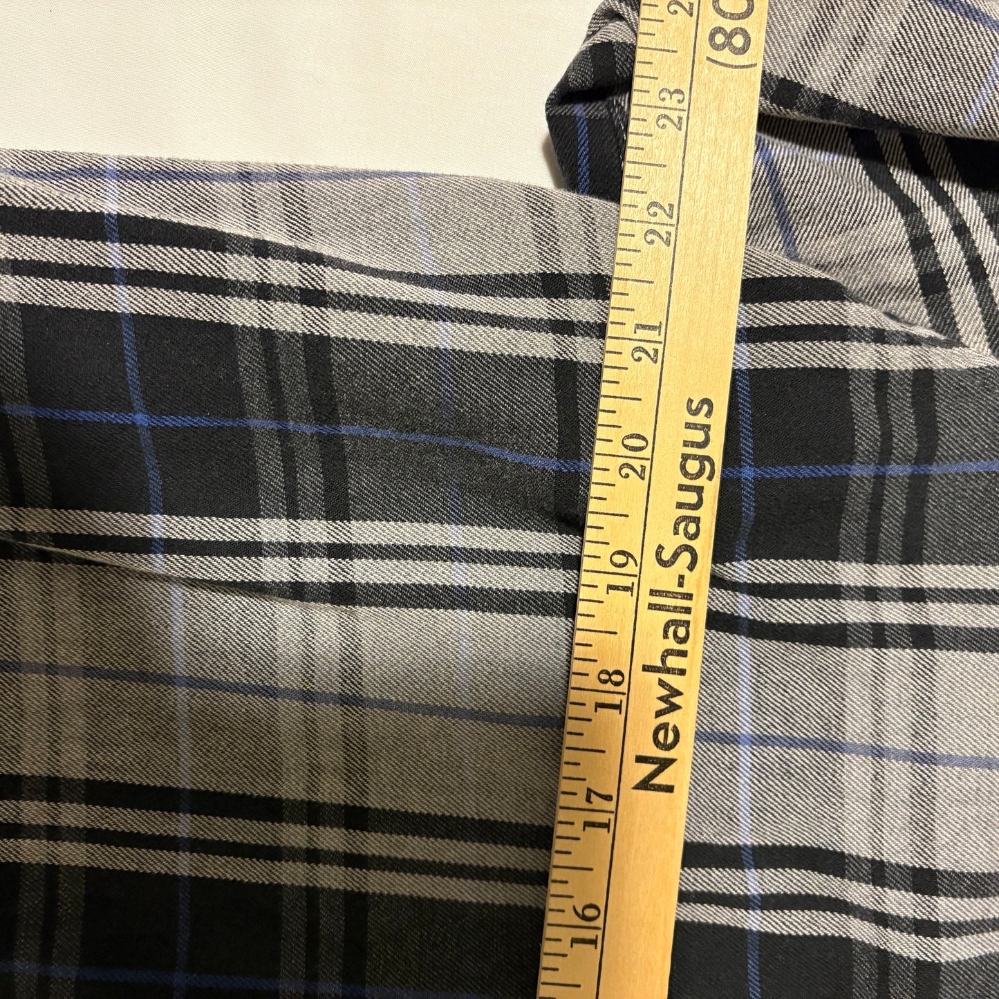 Men’s XL Gray Black Blue Plaid Flannel Button Up Long Sleeve Shirt 100% Cotton Workwear