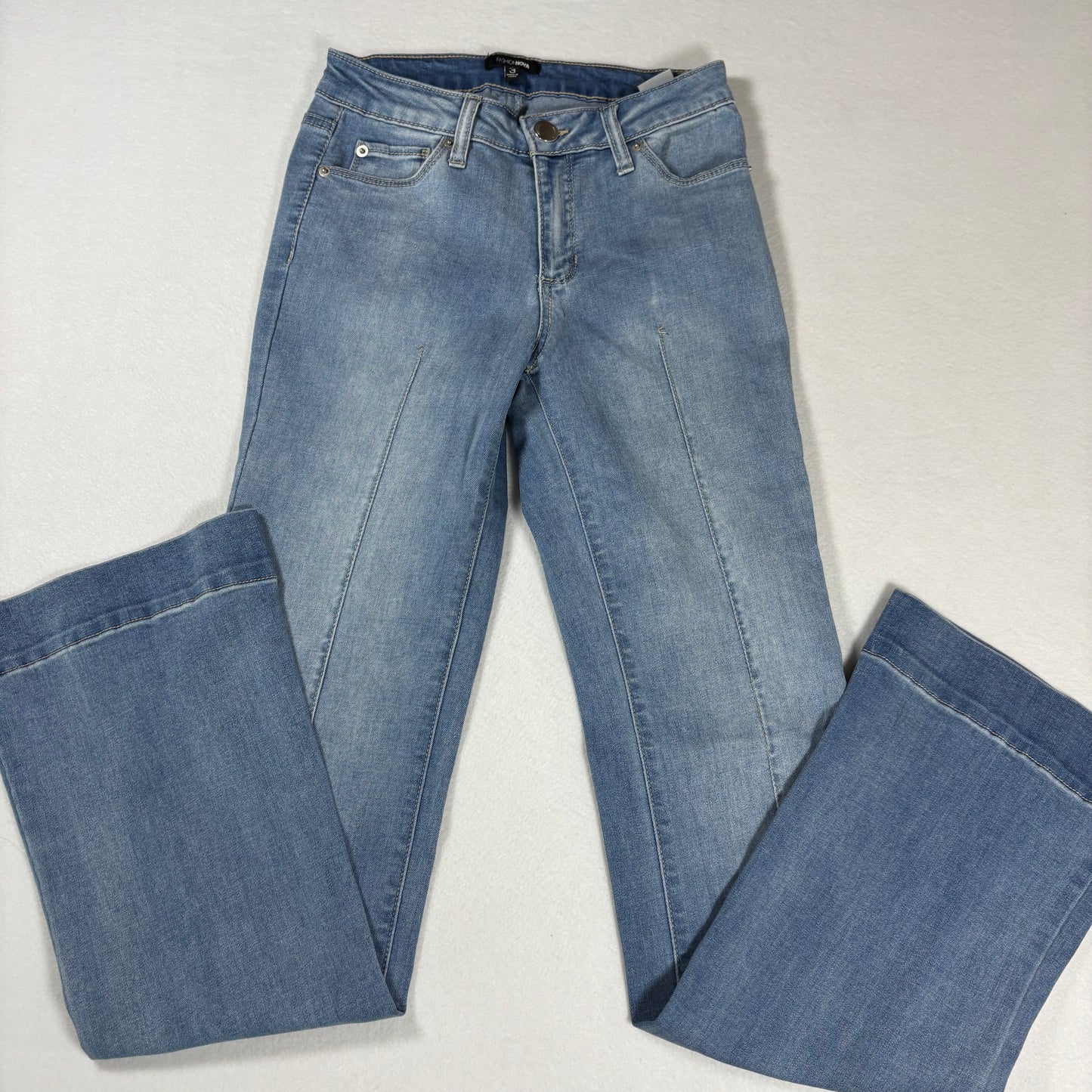 Fashion Nova Womens Jeans Sz 3 Light Wash Denim Bootcut Flare Y2K Vintage
