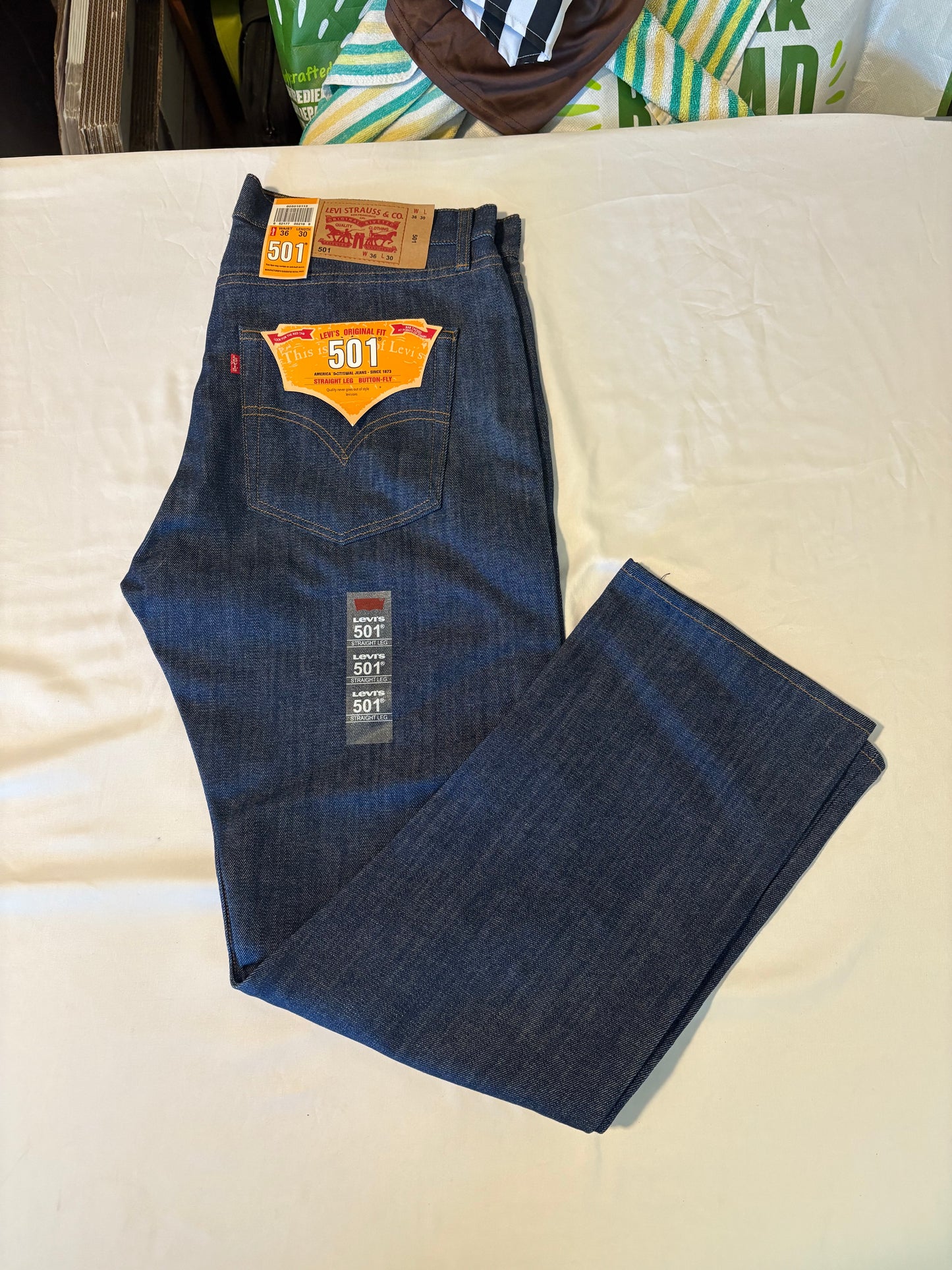 Levi’s 501 Original Fit Jeans Men 36x30 Button Fly Straight Leg Denim Pants NWT