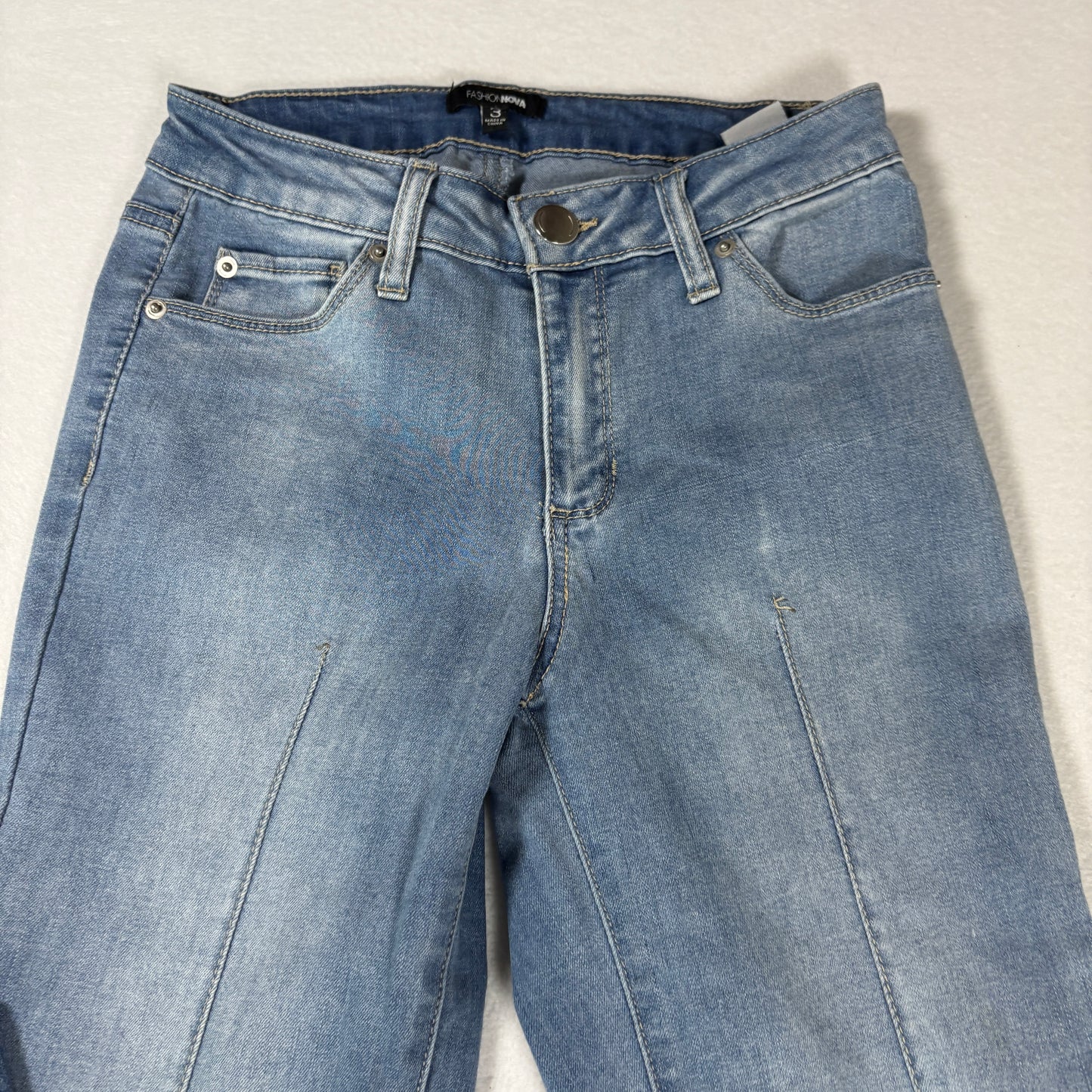 Fashion Nova Womens Jeans Sz 3 Light Wash Denim Bootcut Flare Y2K Vintage