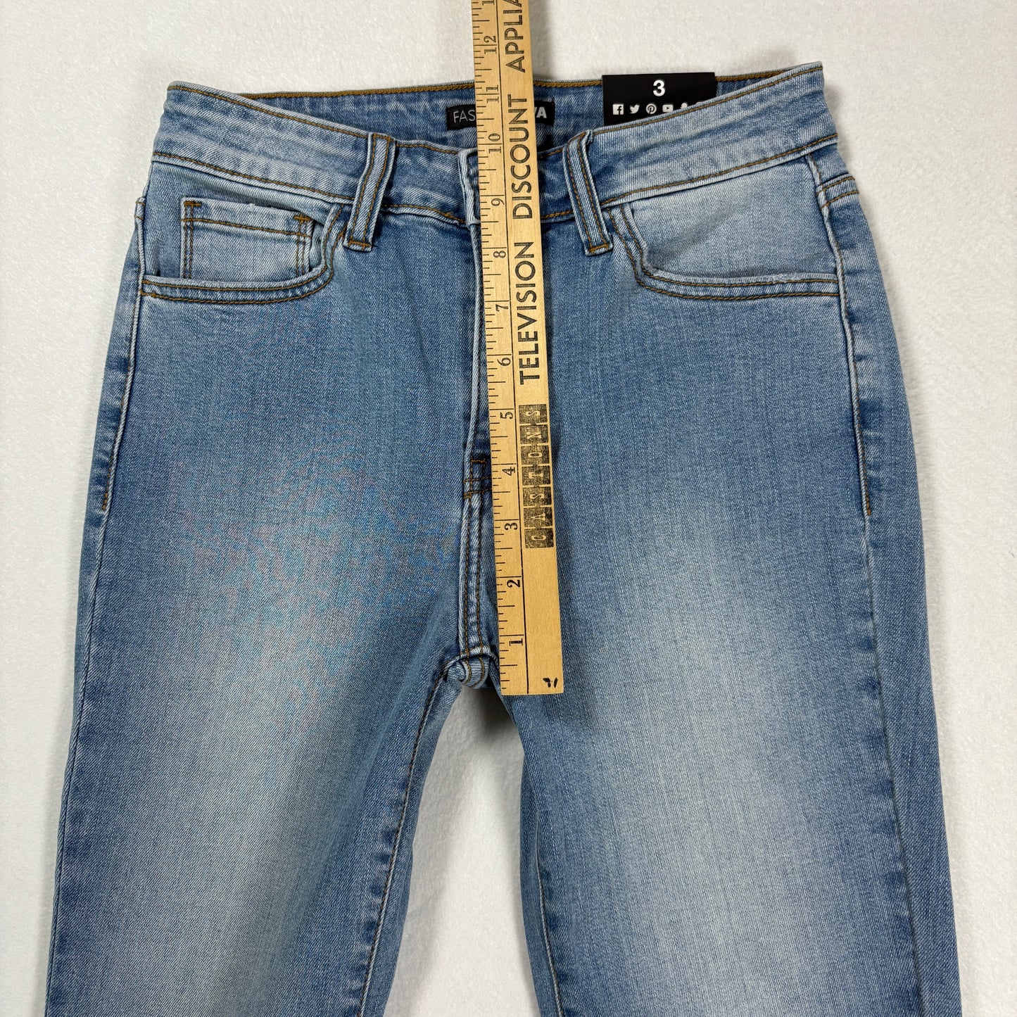 Fashion Nova Womens Jeans Size 3 Light Wash High Rise Flare Bootcut NWT Y2K