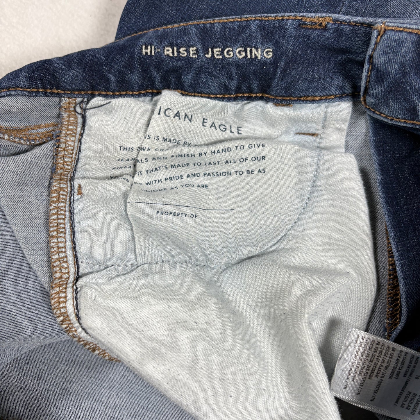 American Eagle Womens Jeans 14R Dark Wash Distressed Ripped Stretch Denim Y2K