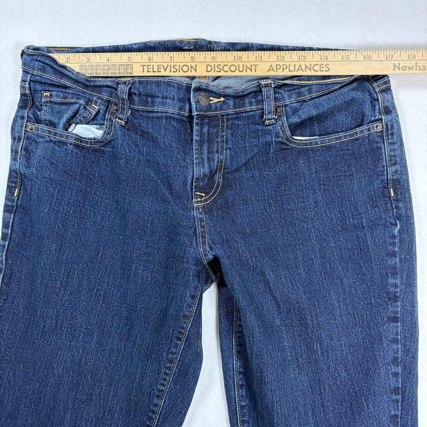 Old Navy Womens Jeans Size 12 Dark Wash Straight Leg Stretch Denim Classic Fit