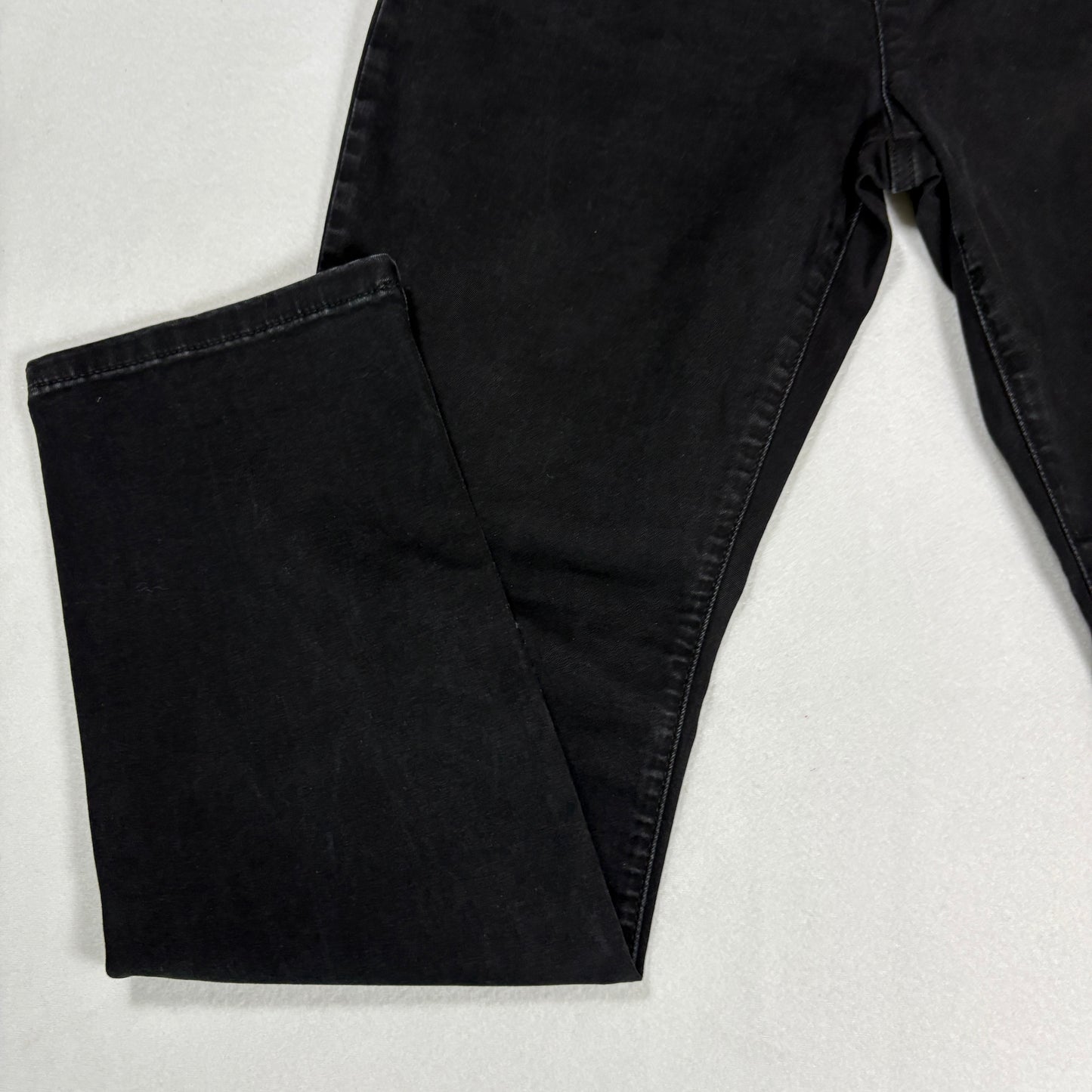 Lee Womens Jeans Size 8 Short Mid Rise Slim Leg Black Denim Sculpting Stretch Y2K