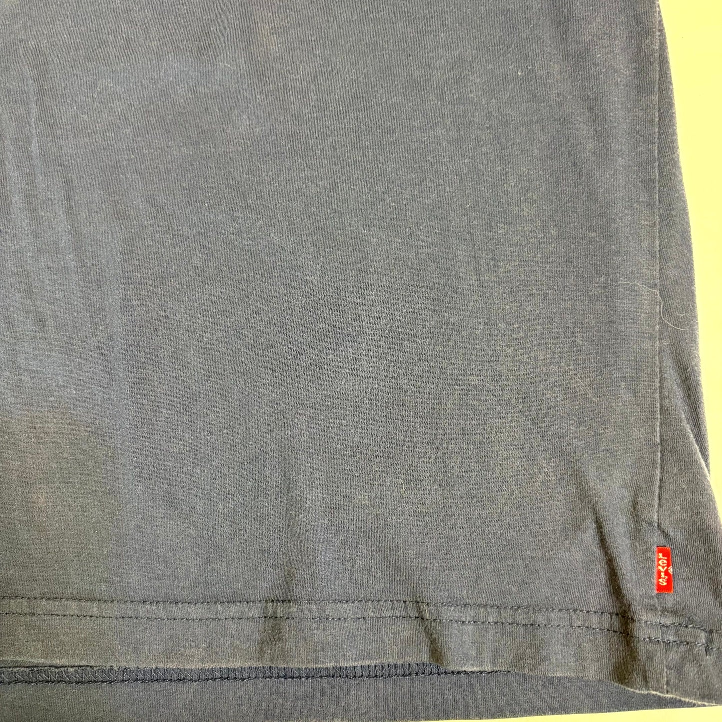Levi’s Boys XL 18/20 Navy Blue Graphic T-Shirt Outdoor Logo Short Sleeve Cotton Tee