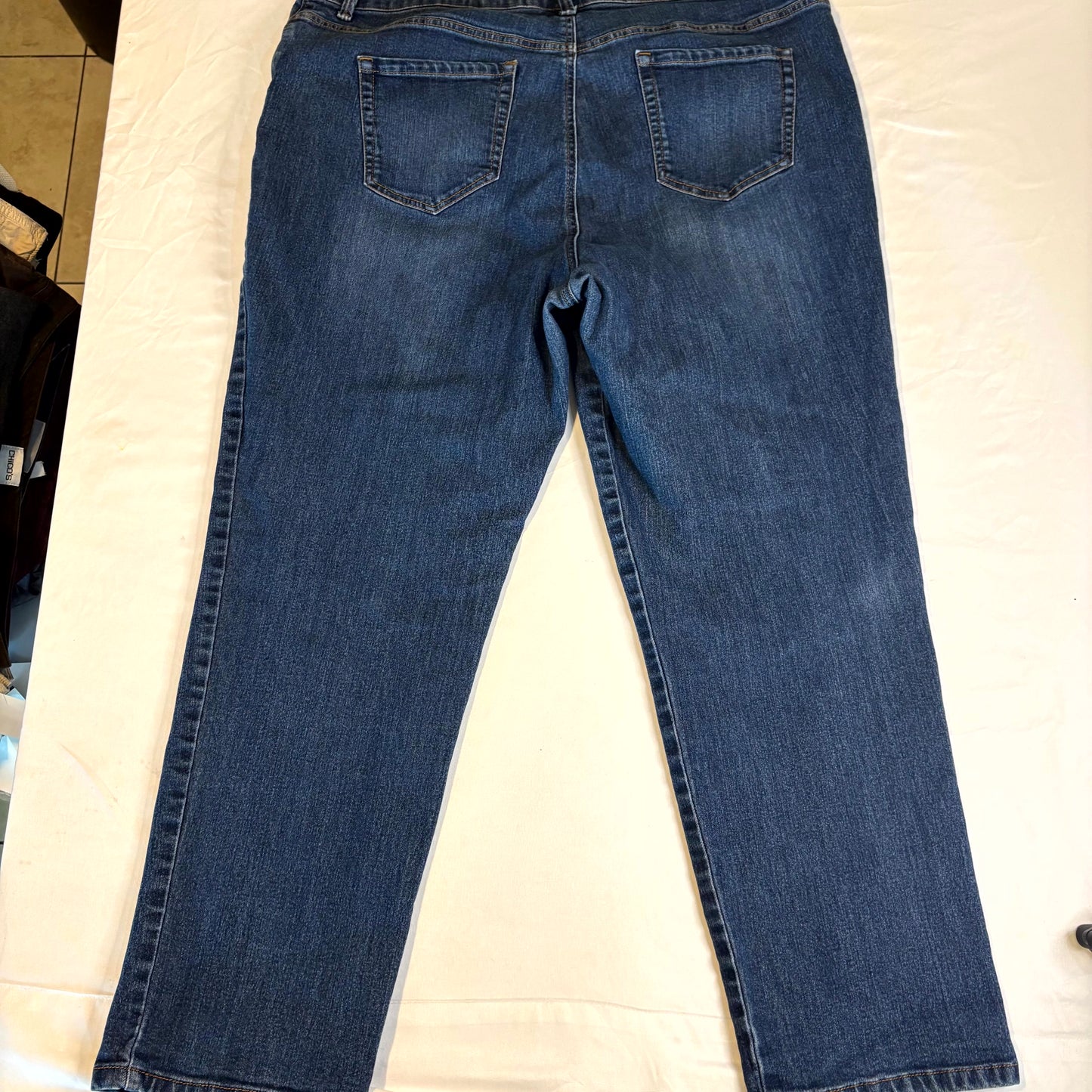 Gloria Vanderbilt Women’s Amanda Jeans 20W Blue Denim Straight Leg Classic Fit Plus