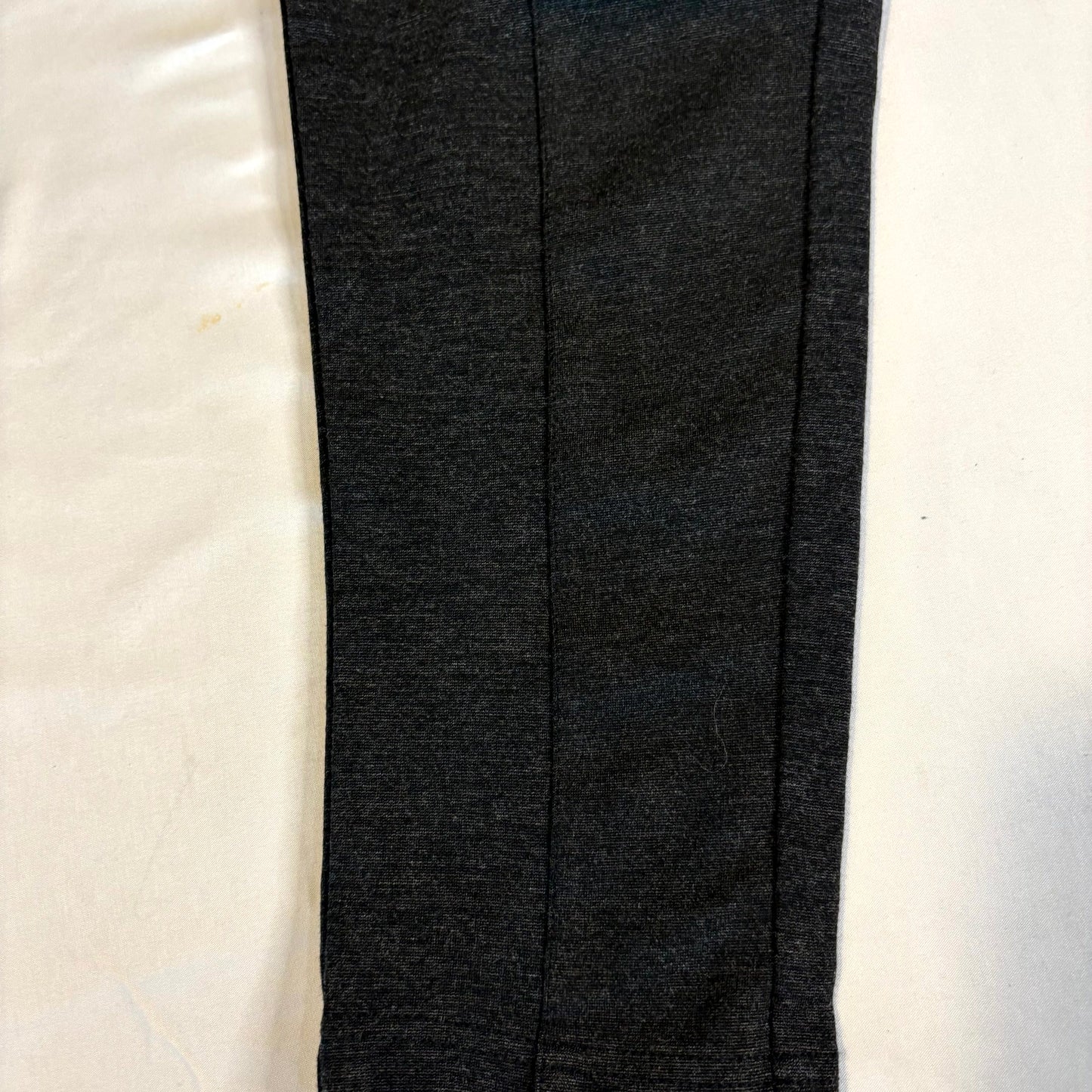 Willow & Clay Women’s Pants Size L Black Slim Fit Stretch Ankle Zip Pocket Leggings