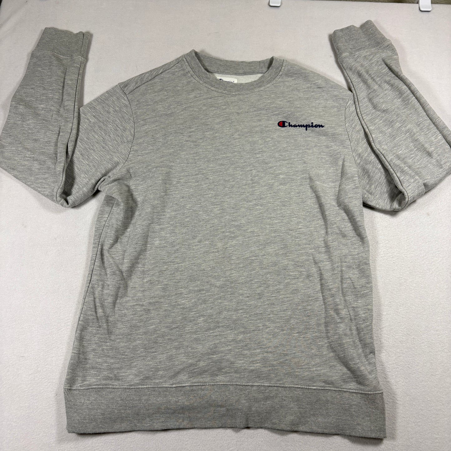Champion Mens Gray Crewneck Sweatshirt Size M Small Logo Minimalist Pullover