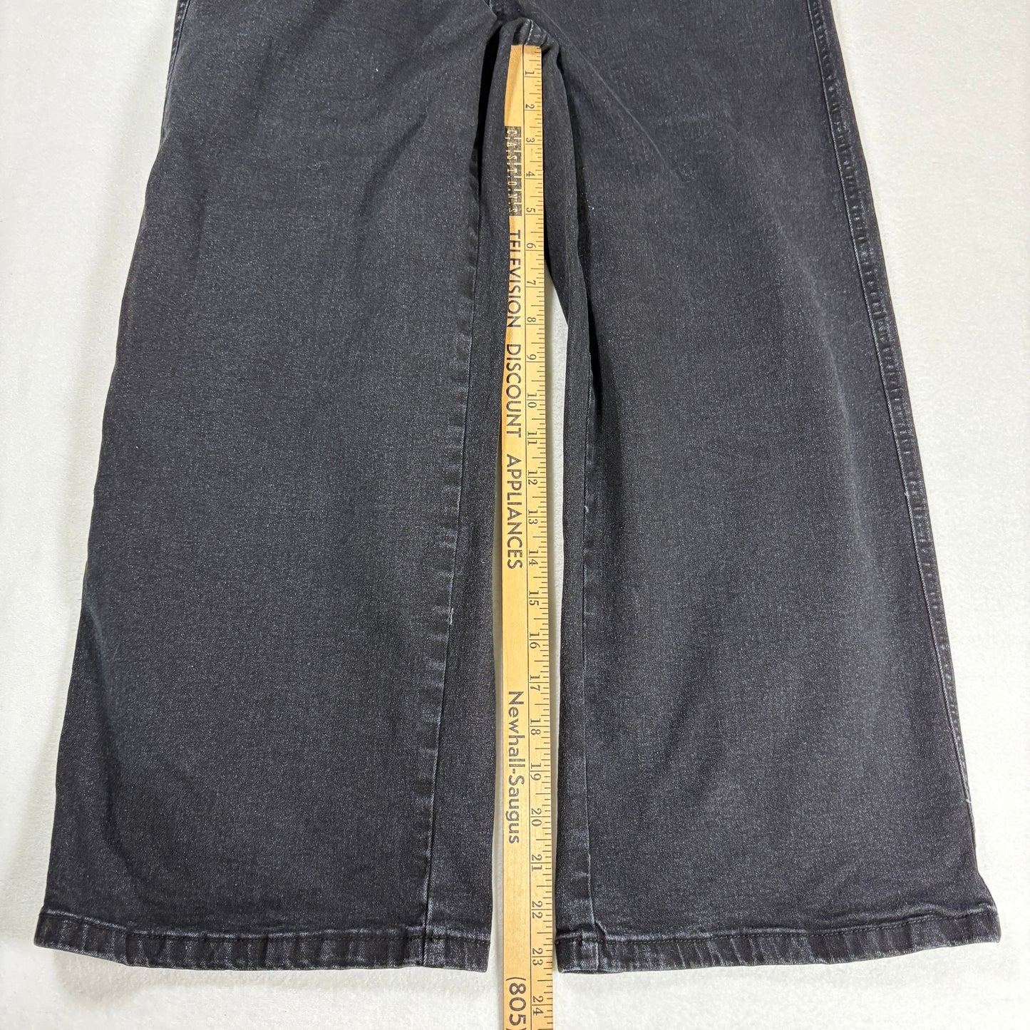 Womens Black High Rise Jeans Size 8 Straight Leg Button Fly Y2K 90s Denim