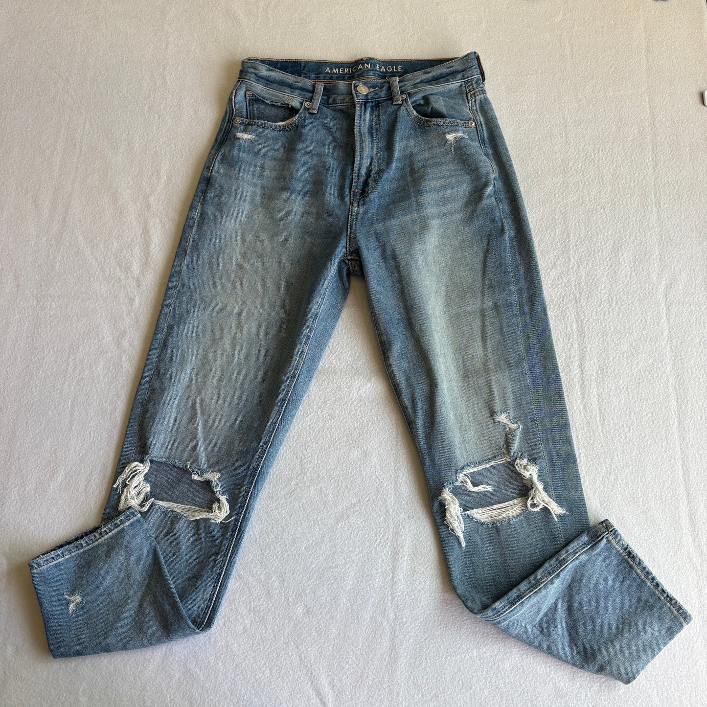 American Eagle Distressed Straight Leg Jeans 26x27 Womens Size 2 Light Wash