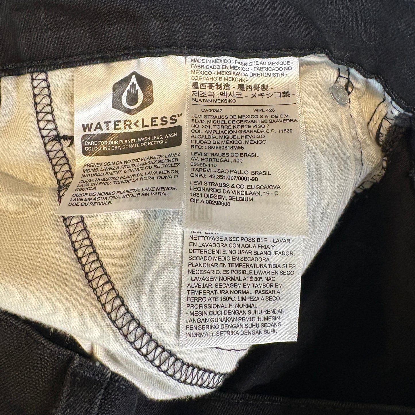 Levi's WaterLess Black Jeans Men W30 L32 Slim Straight Eco Friendly Denim