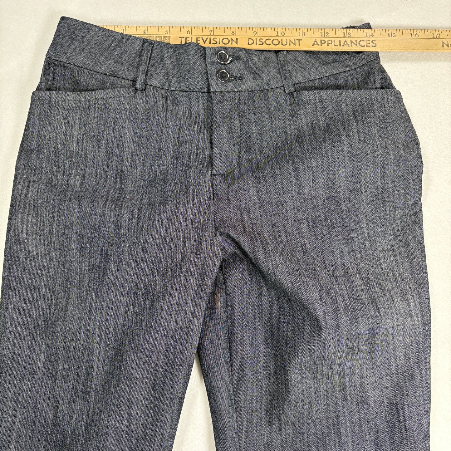 Lee Womens Straight Leg Jeans Size 6 Short Gray Mid Rise Stretch Secretly Shapes