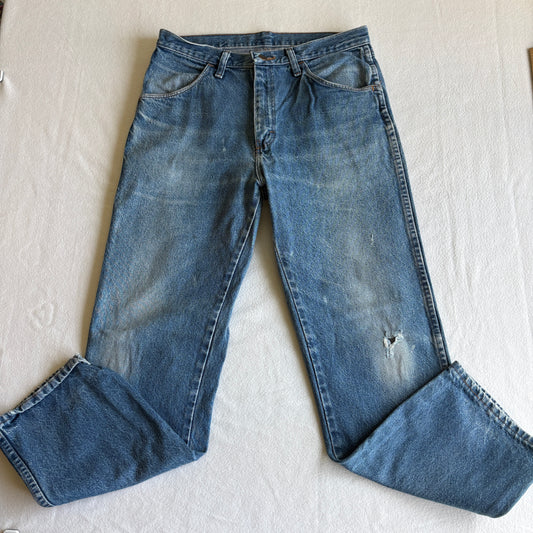 Rustler Men’s 33x30 Relaxed Fit Light Wash Distressed Denim Jeans