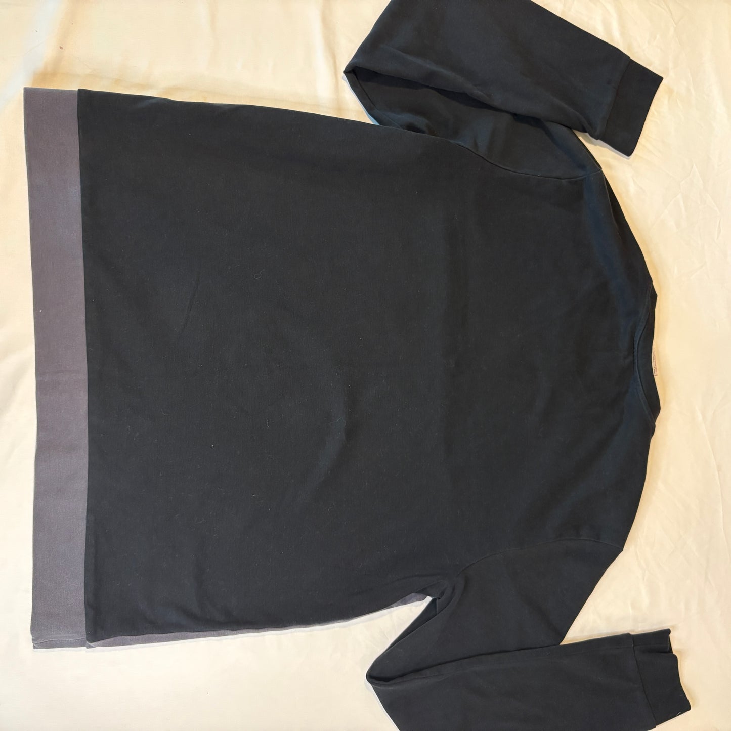 Fila Crewneck Sweatshirt Men’s 2XL Black Gray Colorblock Logo Pullover