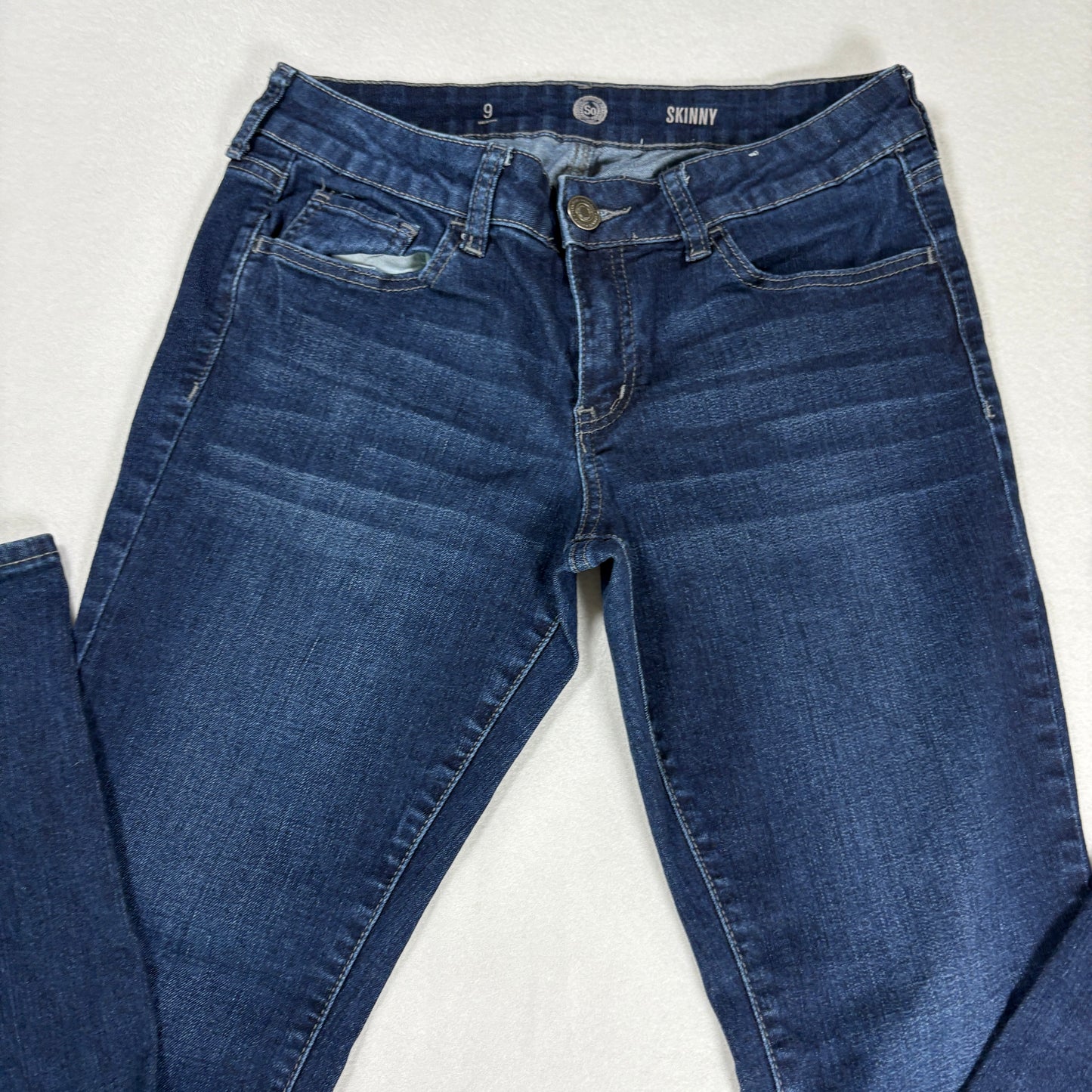 SO Womens Skinny Jeans Size 9 Dark Wash Mid Rise Stretch Denim Casual