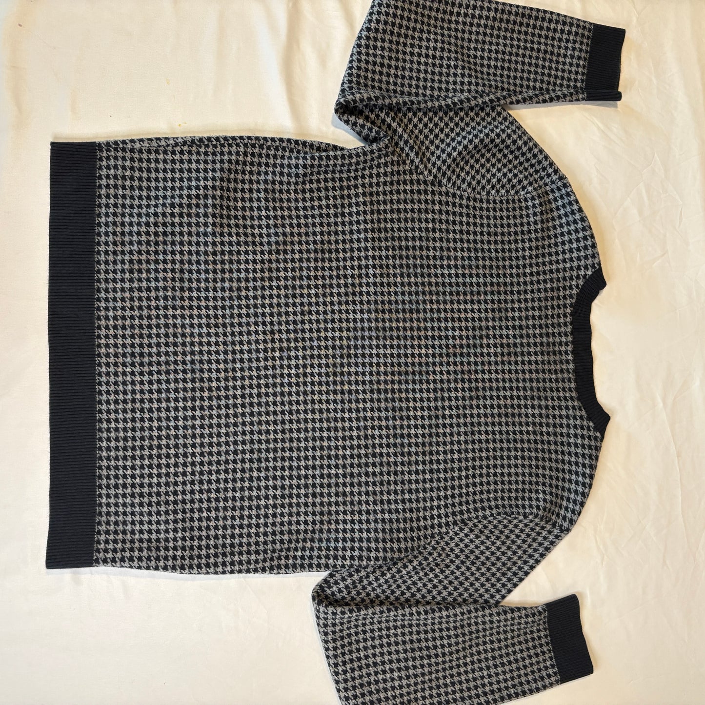 Lands’ End Men’s Sweater M 38-40 Black Gray Houndstooth Crewneck Pullover