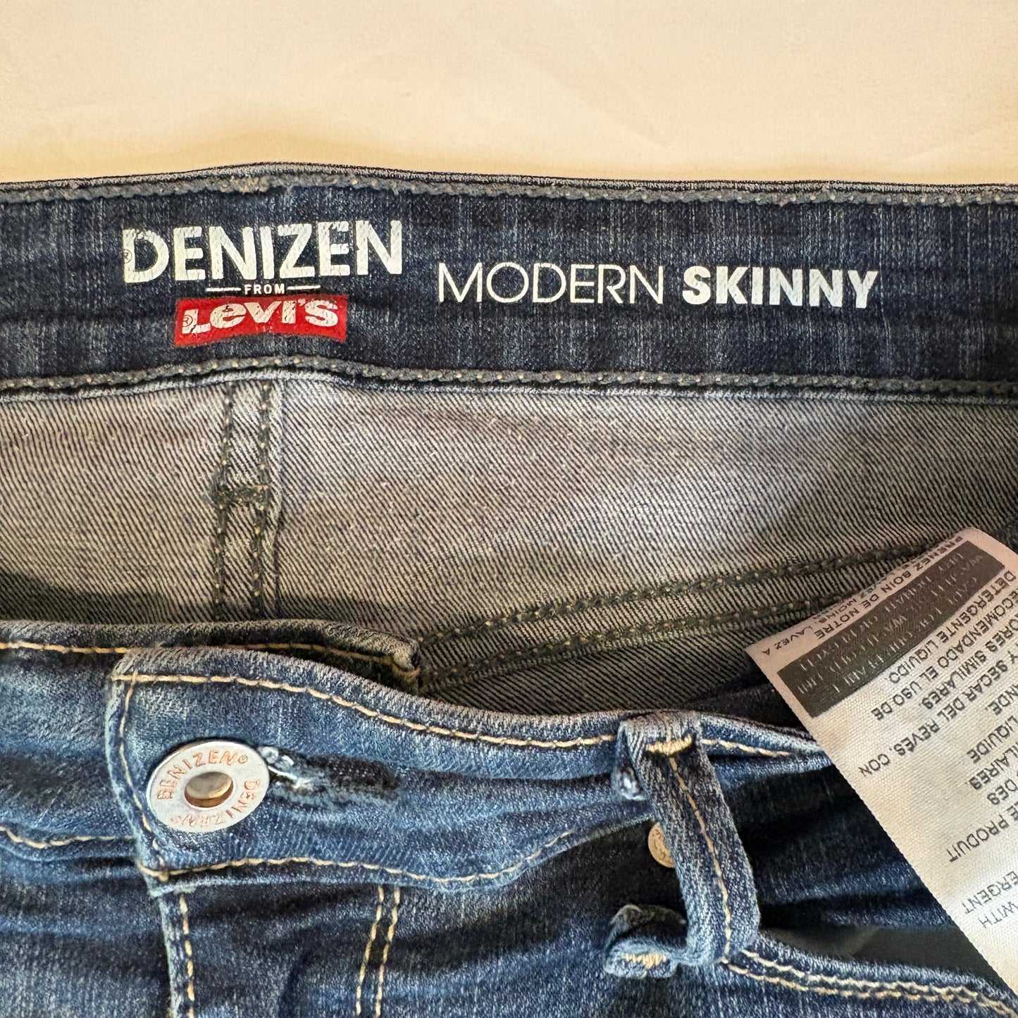 Denizen Pants Levi’s Women’s Jeans W28 L32 Blue Modern Skinny Stretch Denim