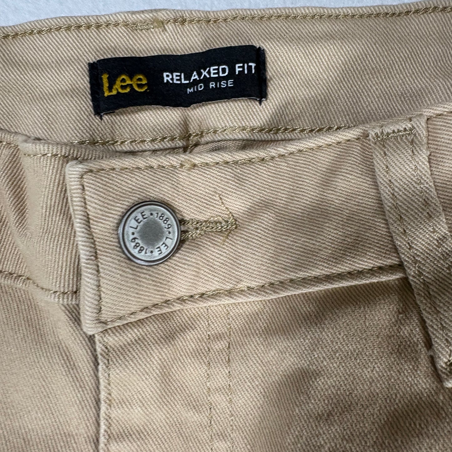 Lee Womens Relaxed Fit Jeans 8M Mid Rise Stretch Khaki Beige Denim Casual