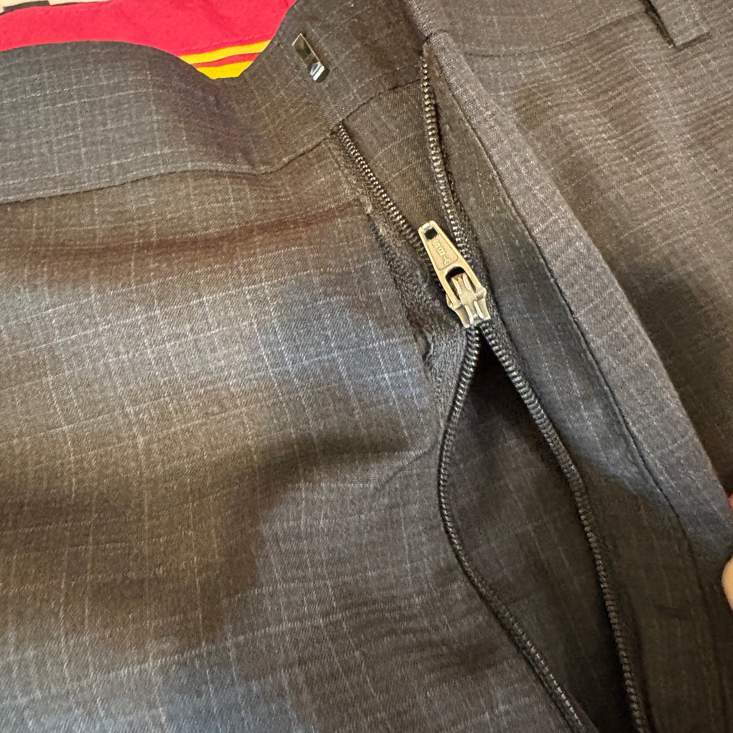 INC International Concepts Slim Fit Milan Dress Pants 34x30 Charcoal Plaid Broken Zipper