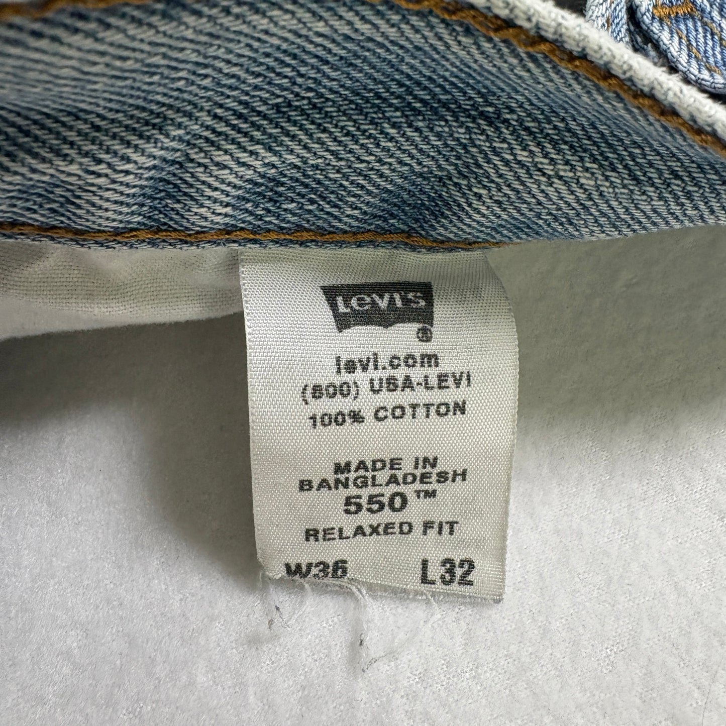 Levis Mens 550 Relaxed Fit Jeans 36x32 Light Wash Baggy 90s Y2K Grunge Denim