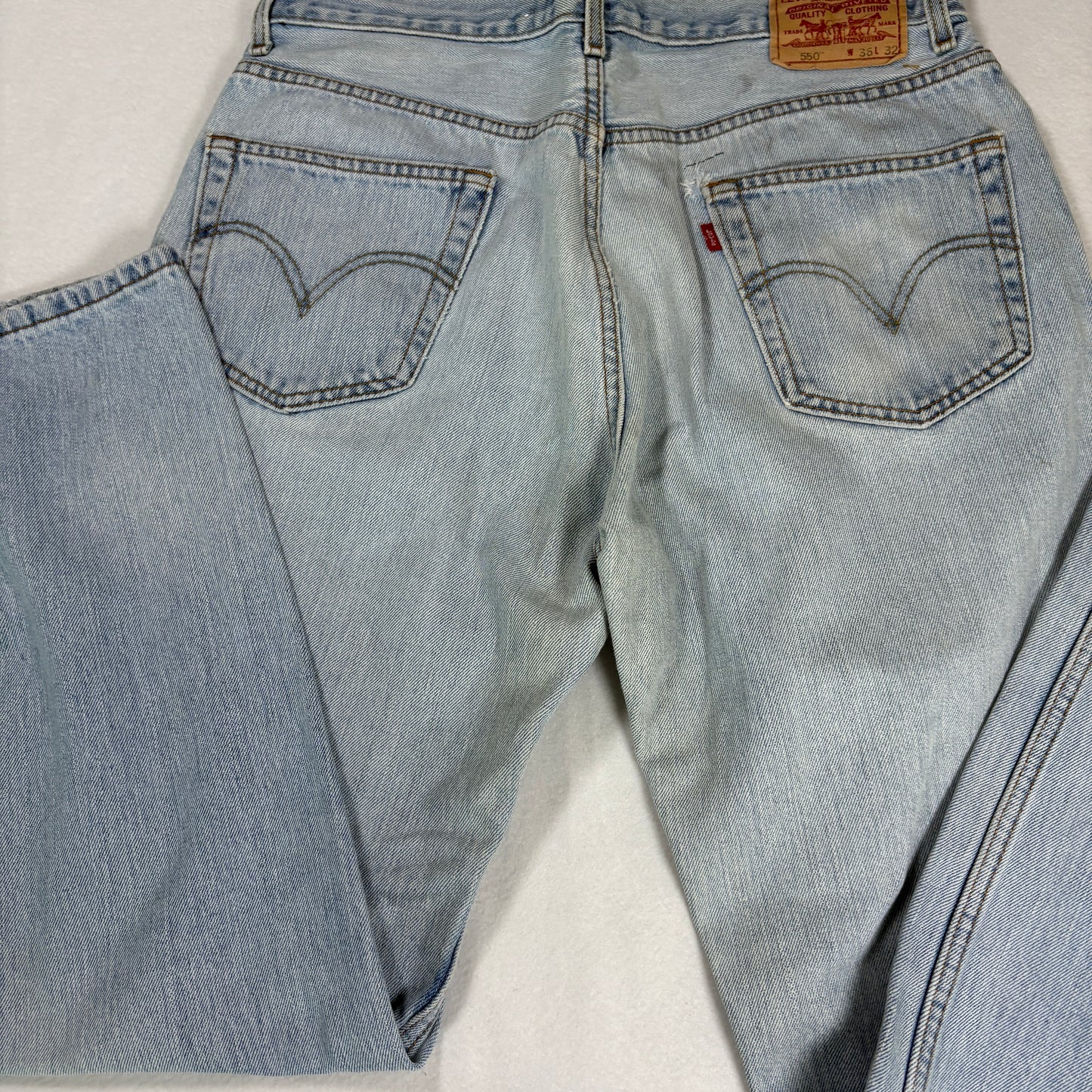 Levis Mens 550 Relaxed Fit Jeans 36x32 Light Wash Baggy 90s Y2K Grunge Denim