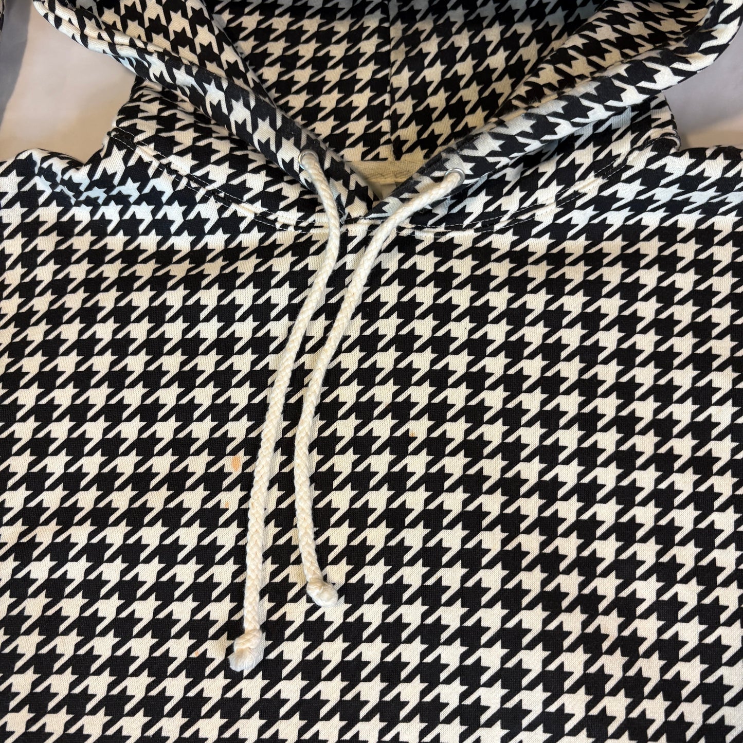 Independent Trading Company Men’s Black White Houndstooth Pullover Hoodie Size 2XL