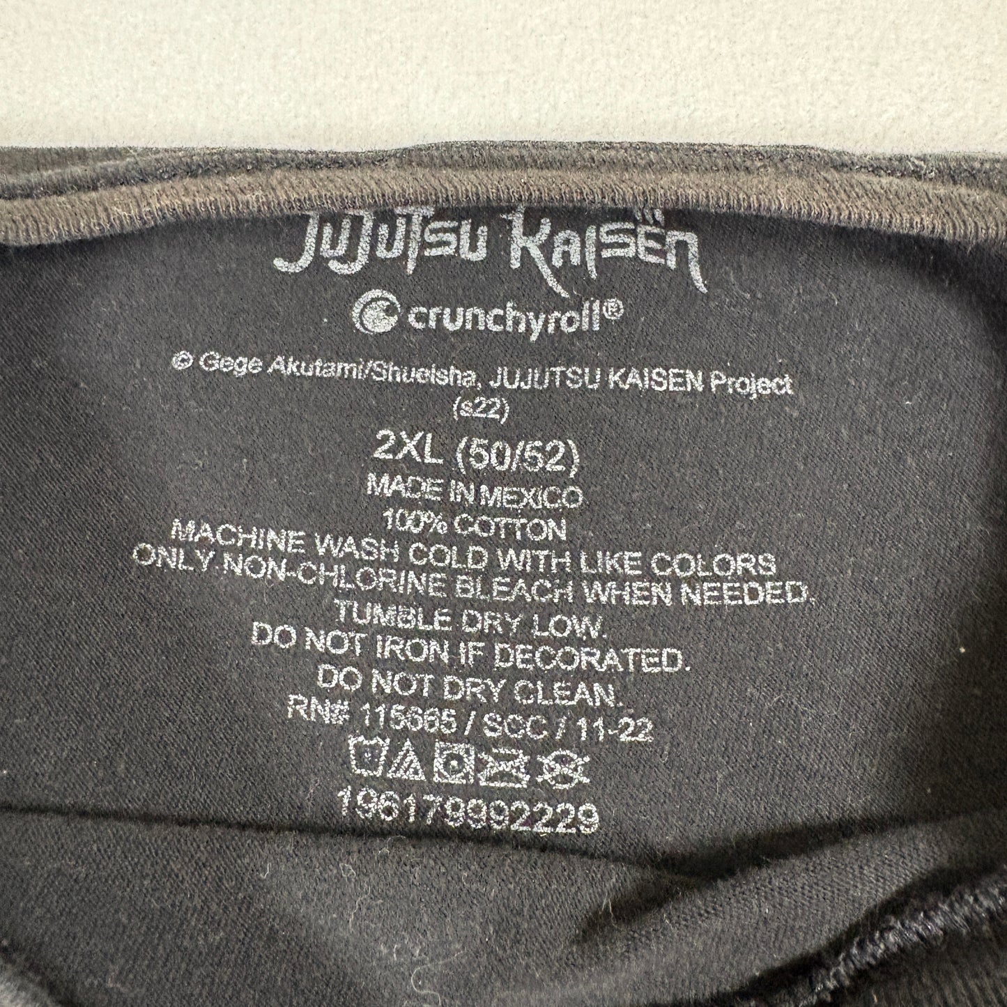 Mens 2XL Jujutsu Kaisen Anime T Shirt Black Graphic Crunchyroll Tee Hole Tshirt