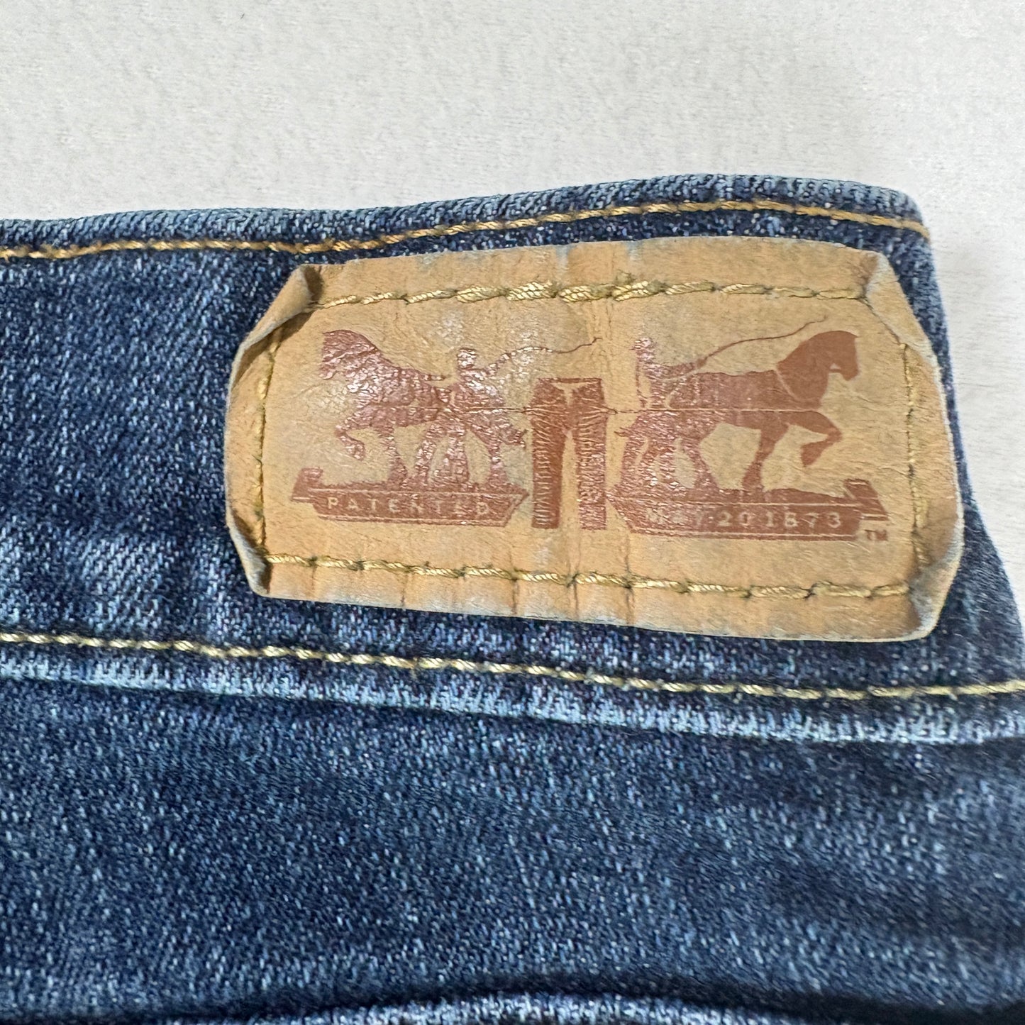 Levis Womens 505 Straight Leg Jeans 8 Blue Mid Rise Classic Denim Y2K Vintage