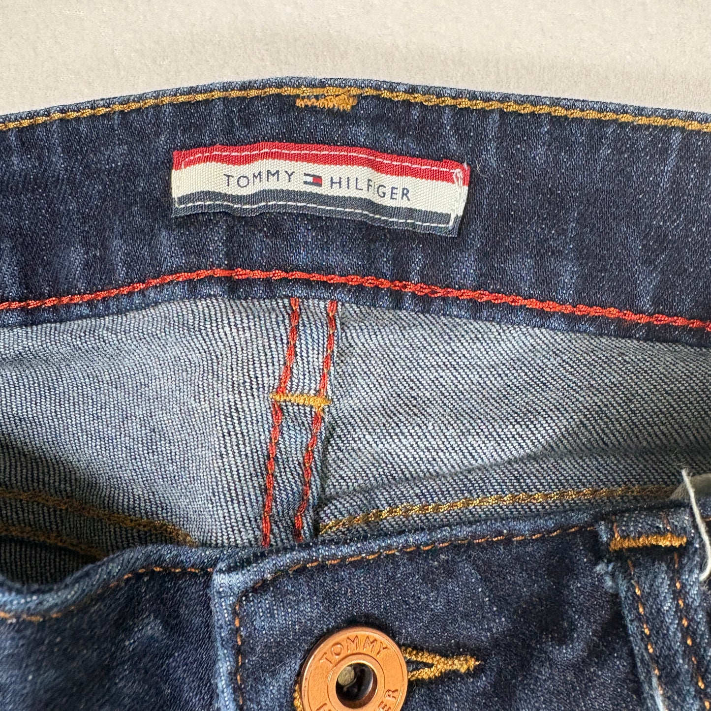 Tommy Hilfiger Womens Straight Jeans 6S Dark Wash Denim Classic Y2K Vintage