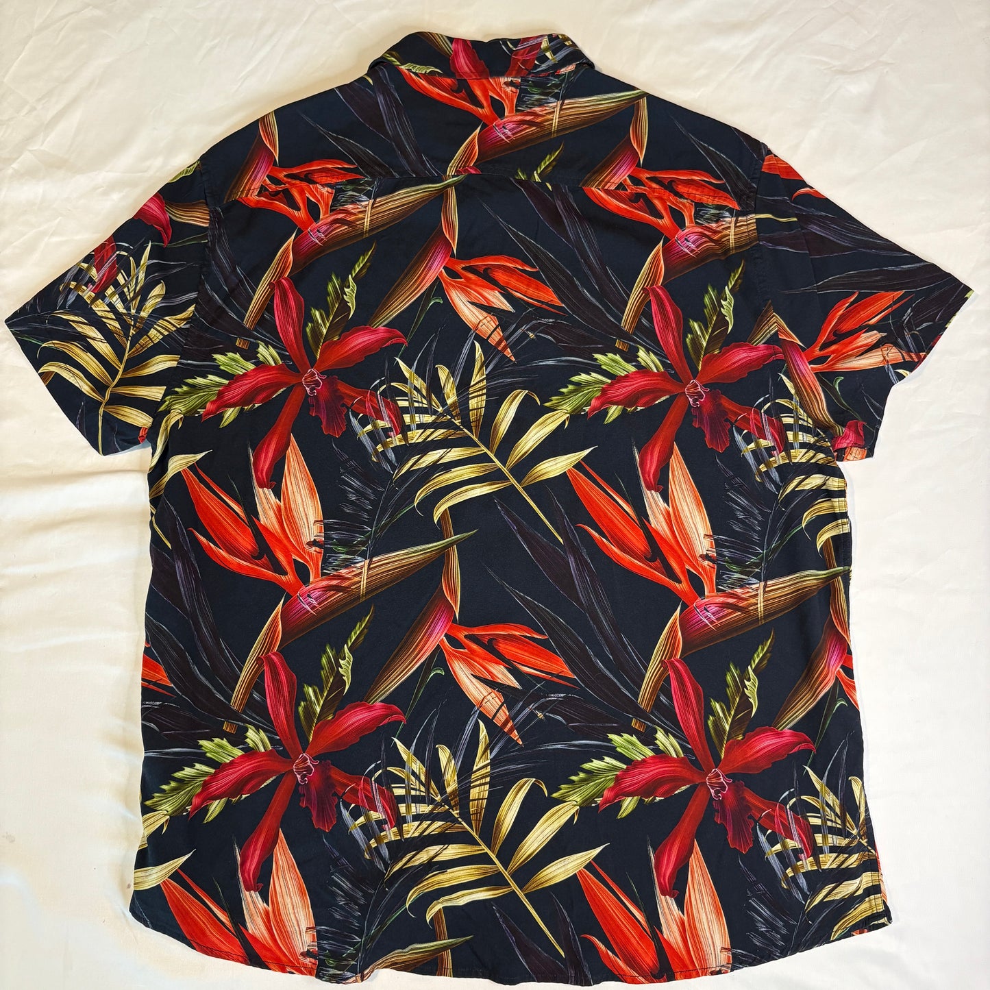 Guess Los Angeles XL Short Sleeve Hawaiian Shirt Black Red Tropical Floral