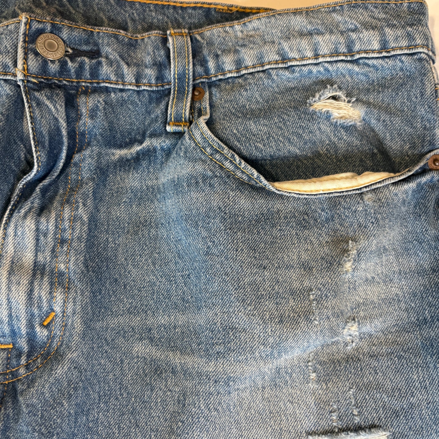 Levi’s Men’s 38x32 Distressed Ripped Blue Jeans Straight Fit Casual Denim Pants