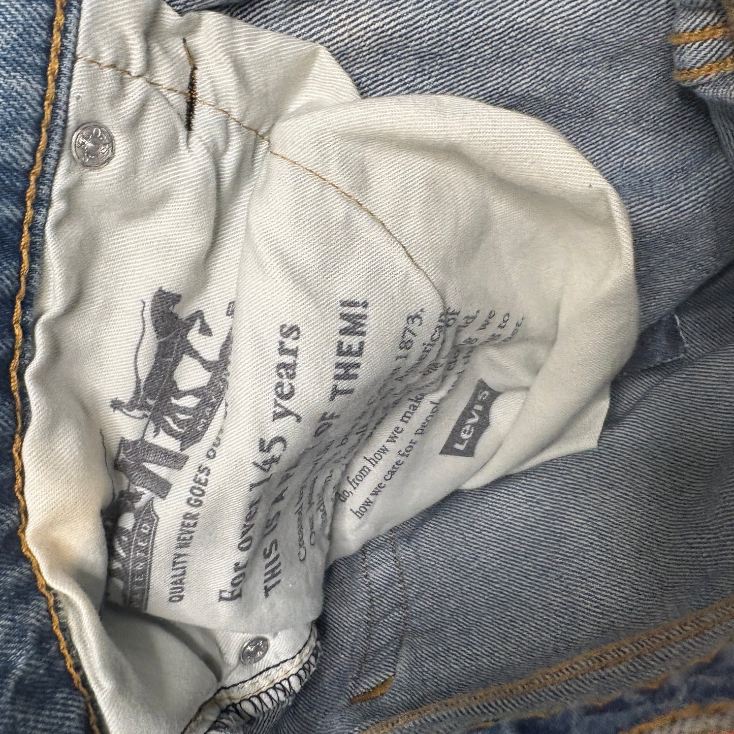 Levi’s Men’s 38x32 Distressed Ripped Blue Jeans Straight Fit Casual Denim Pants