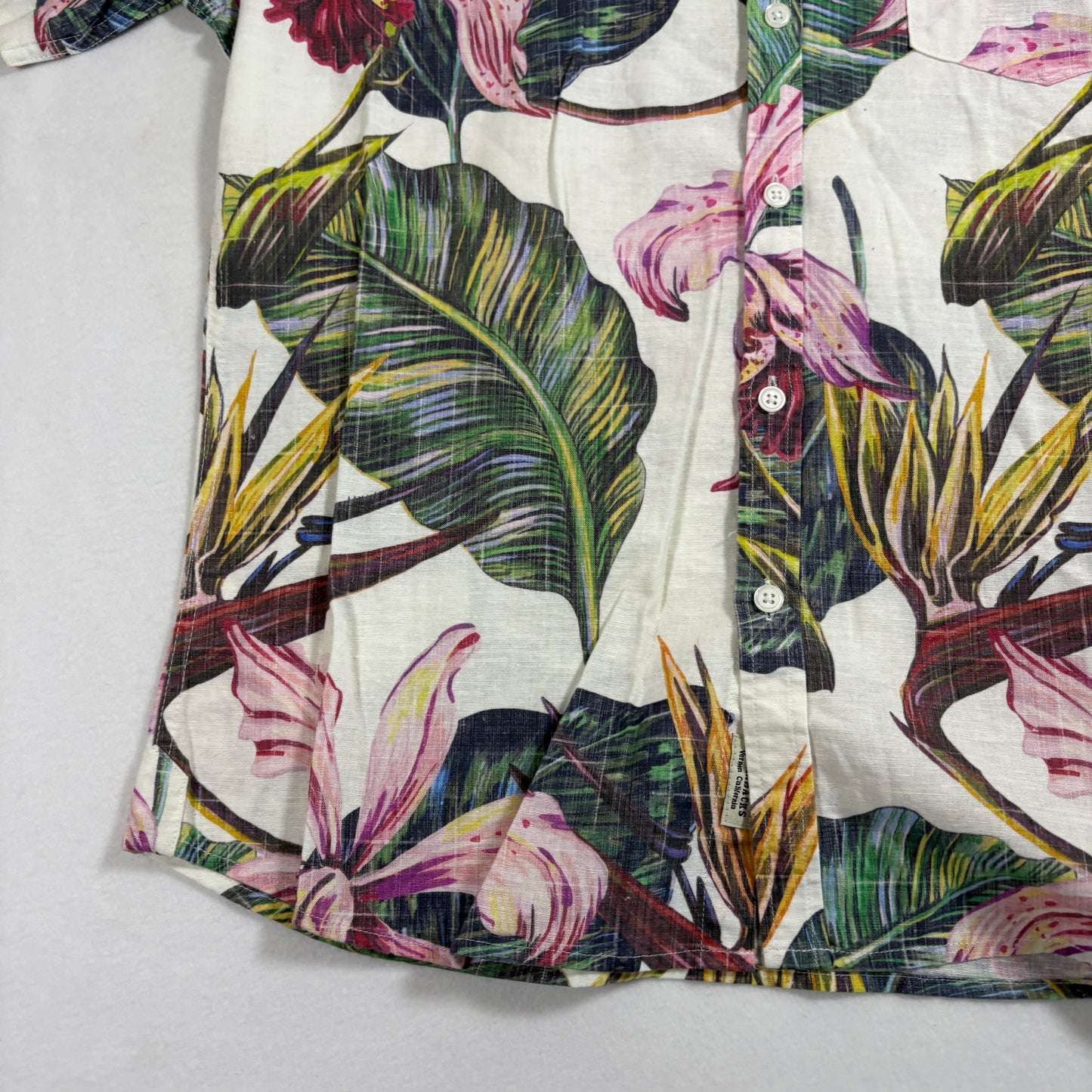 Original Paperbacks Mens Hawaiian Shirt Medium Orchid Floral Aloha Summer NWT