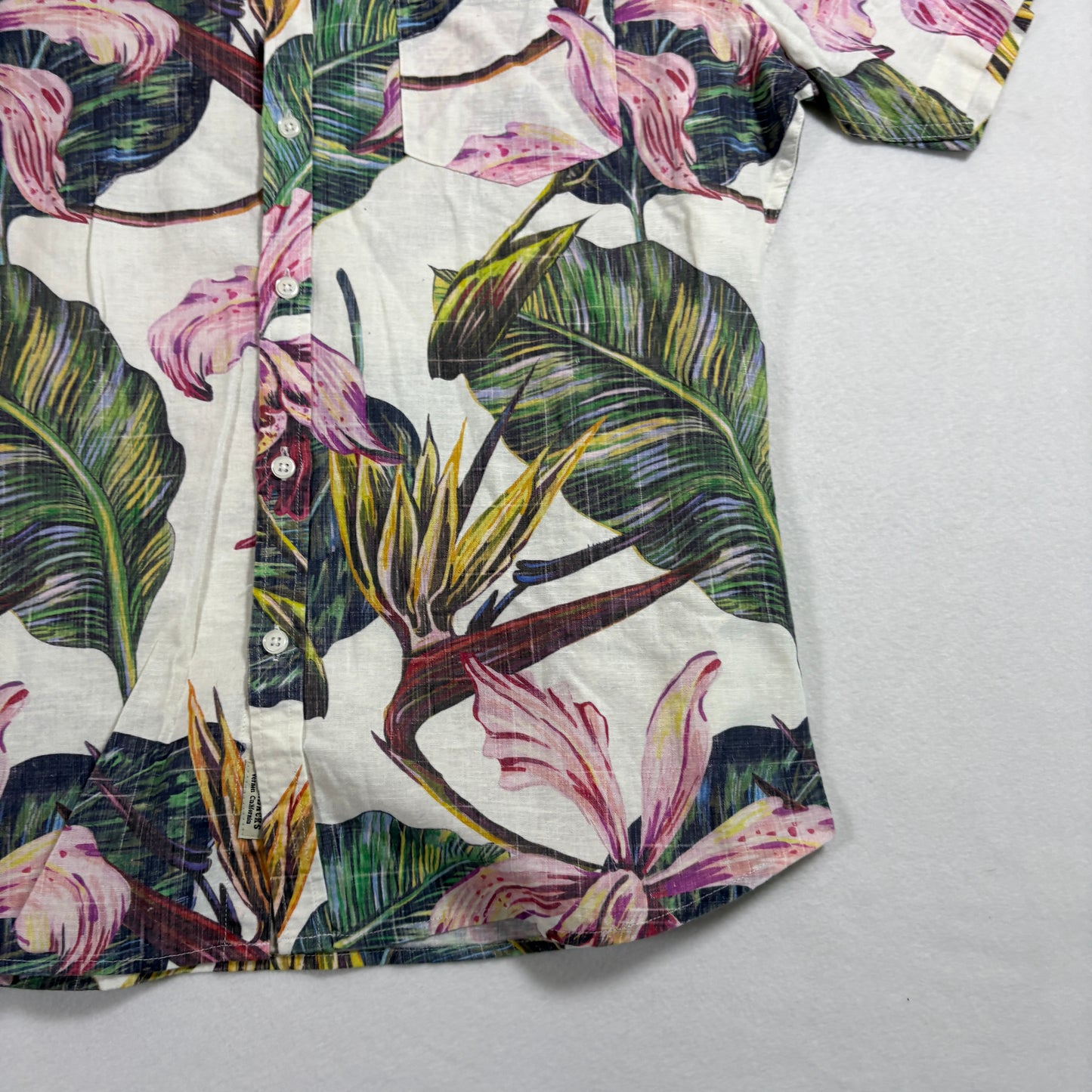Original Paperbacks Mens Hawaiian Shirt Medium Orchid Floral Aloha Summer NWT