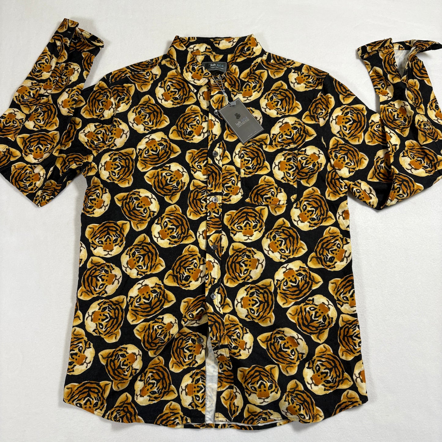 Loft 604 mens button shirt L Black Orange Tiger Print Long Sleeve Casual Y2K