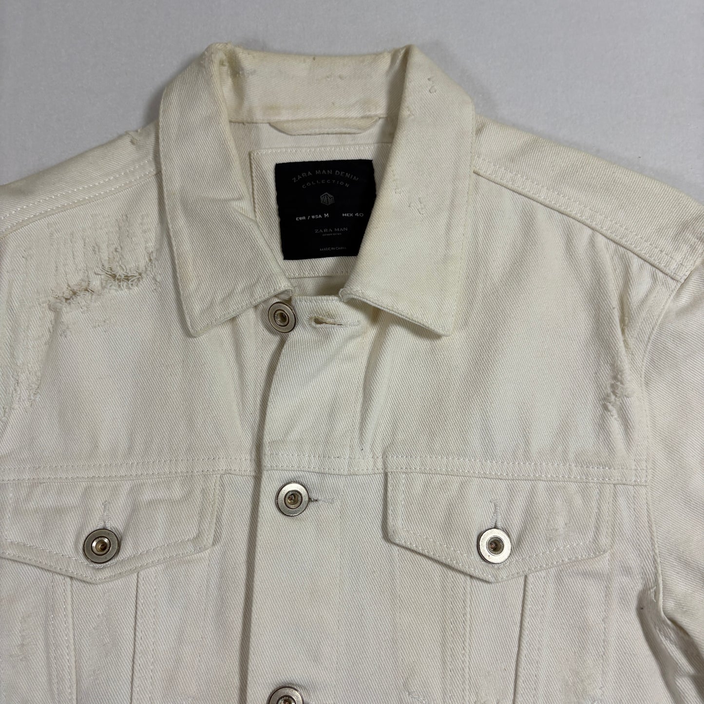 Zara Man mens denim jacket M White Distressed Trucker Button Up Y2K Streetwear