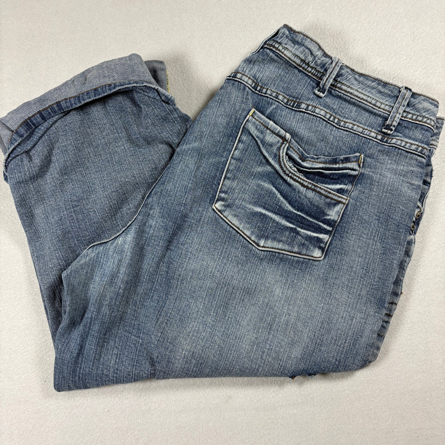 Faded Glory Womens 20W Baggy Capri Jeans Stretch Denim Y2K Grunge Streetwear