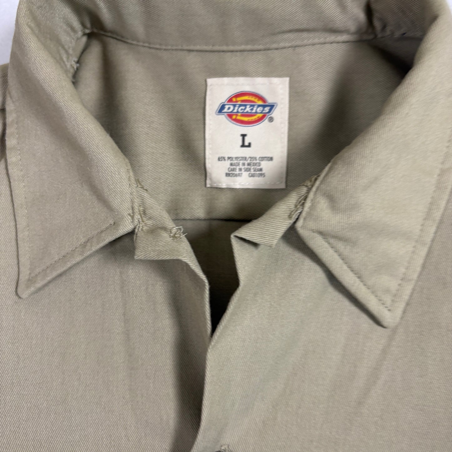 Dickies mens work shirt L Khaki Short Sleeve Button Front Twill Y2K Skate Grunge