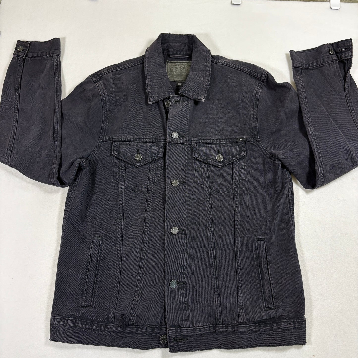 Lucky Brand Mens Denim Jacket Large Black Washed Trucker Vintage 90s Grunge