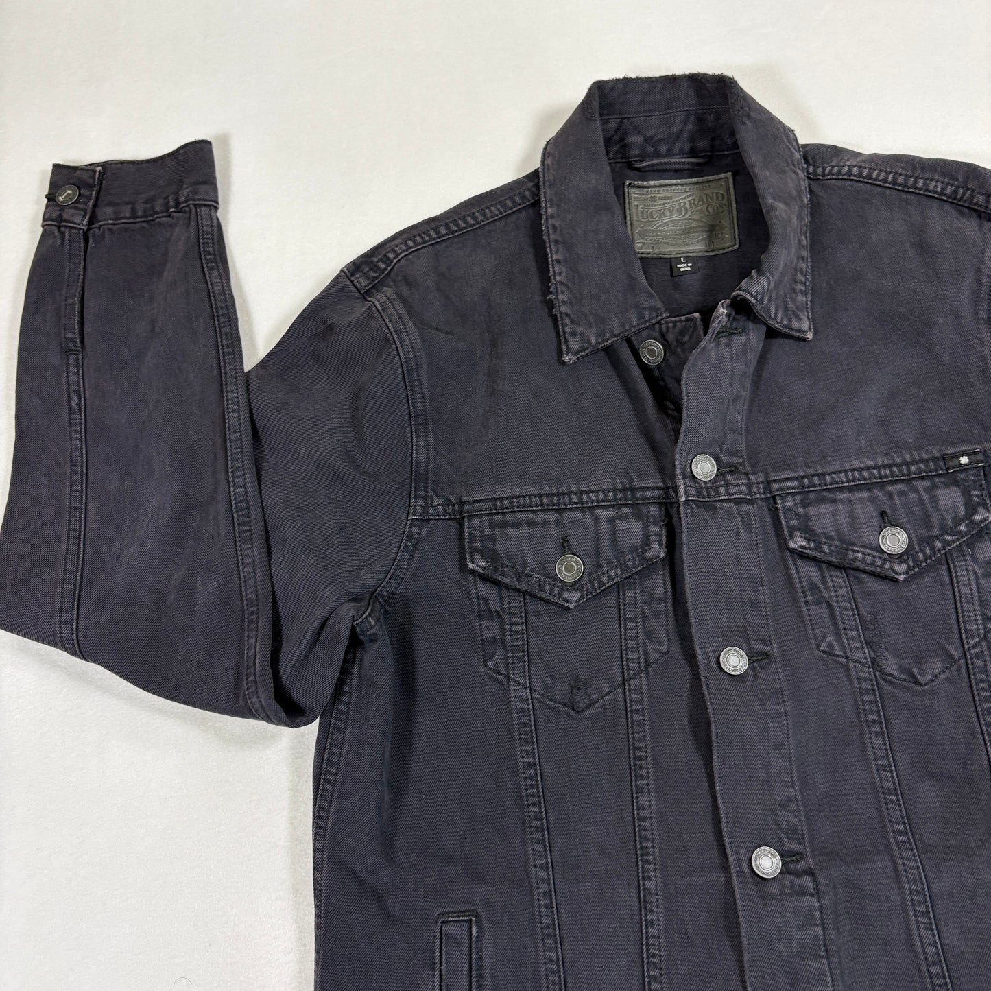 Lucky Brand Mens Denim Jacket Large Black Washed Trucker Vintage 90s Grunge