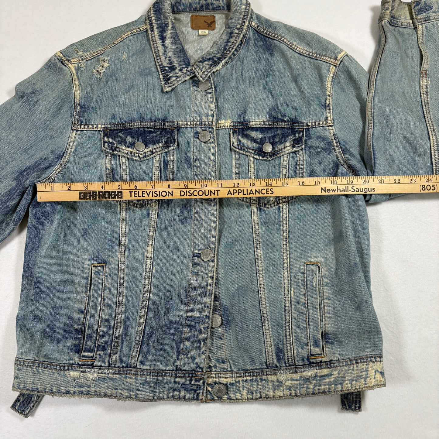 American Eagle Mens Denim Jacket XL Distressed Grunge 90s Y2K Light Wash Cross