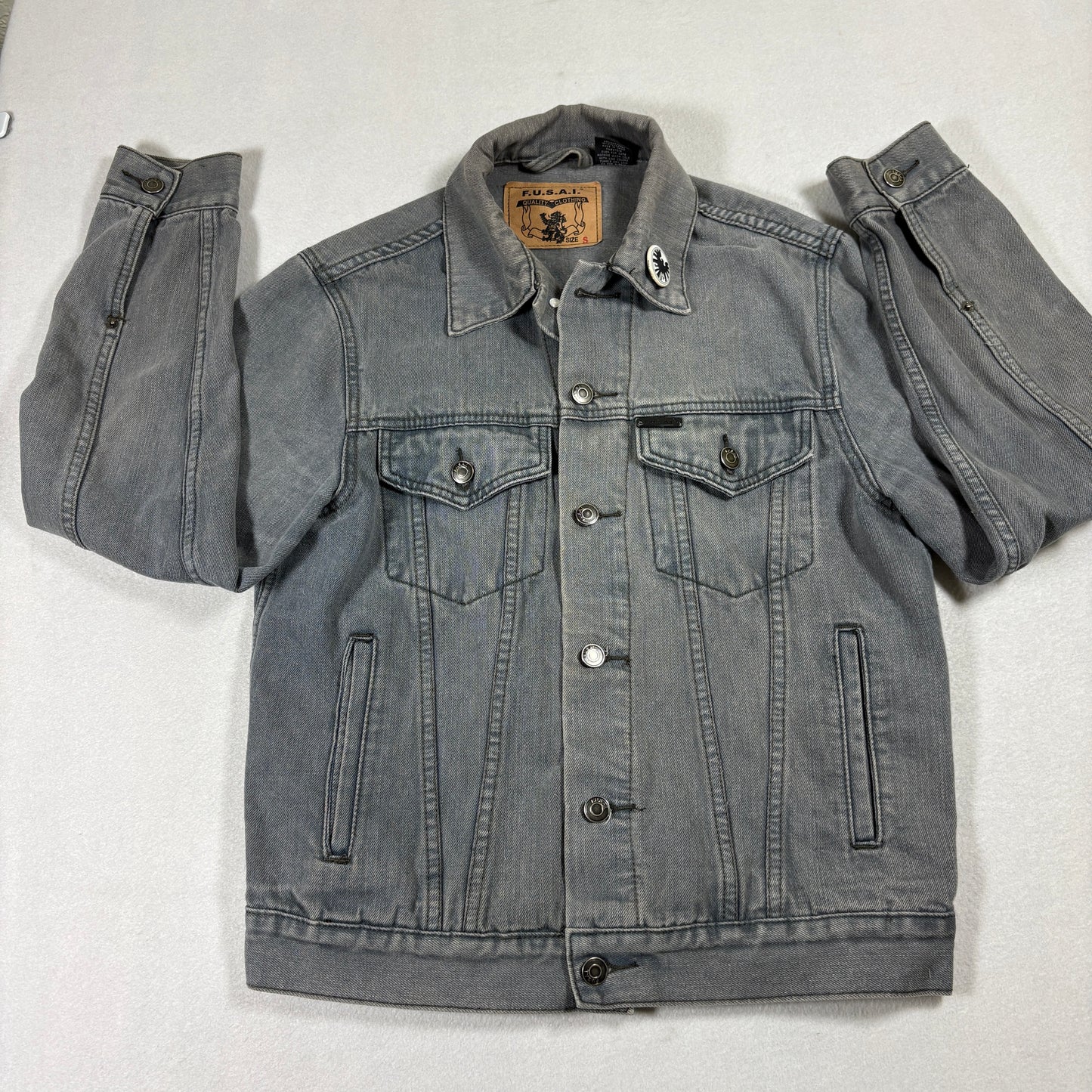 FUSAI Denim Jacket Mens Small Gray Vintage 90s Grunge Streetwear Trucker