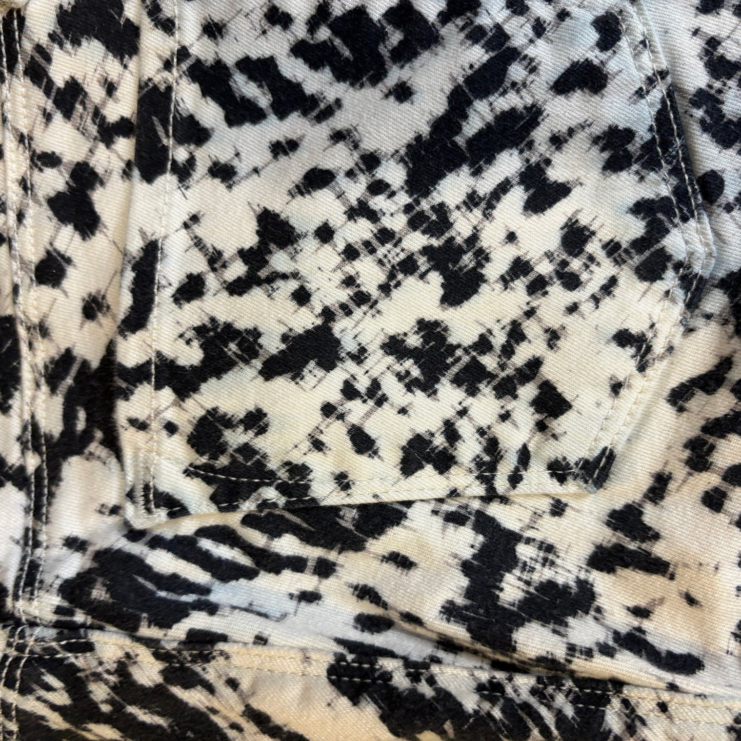 J Brand Women’s Skinny Jeans Size 26 Black White Abstract Animal Print Stretch